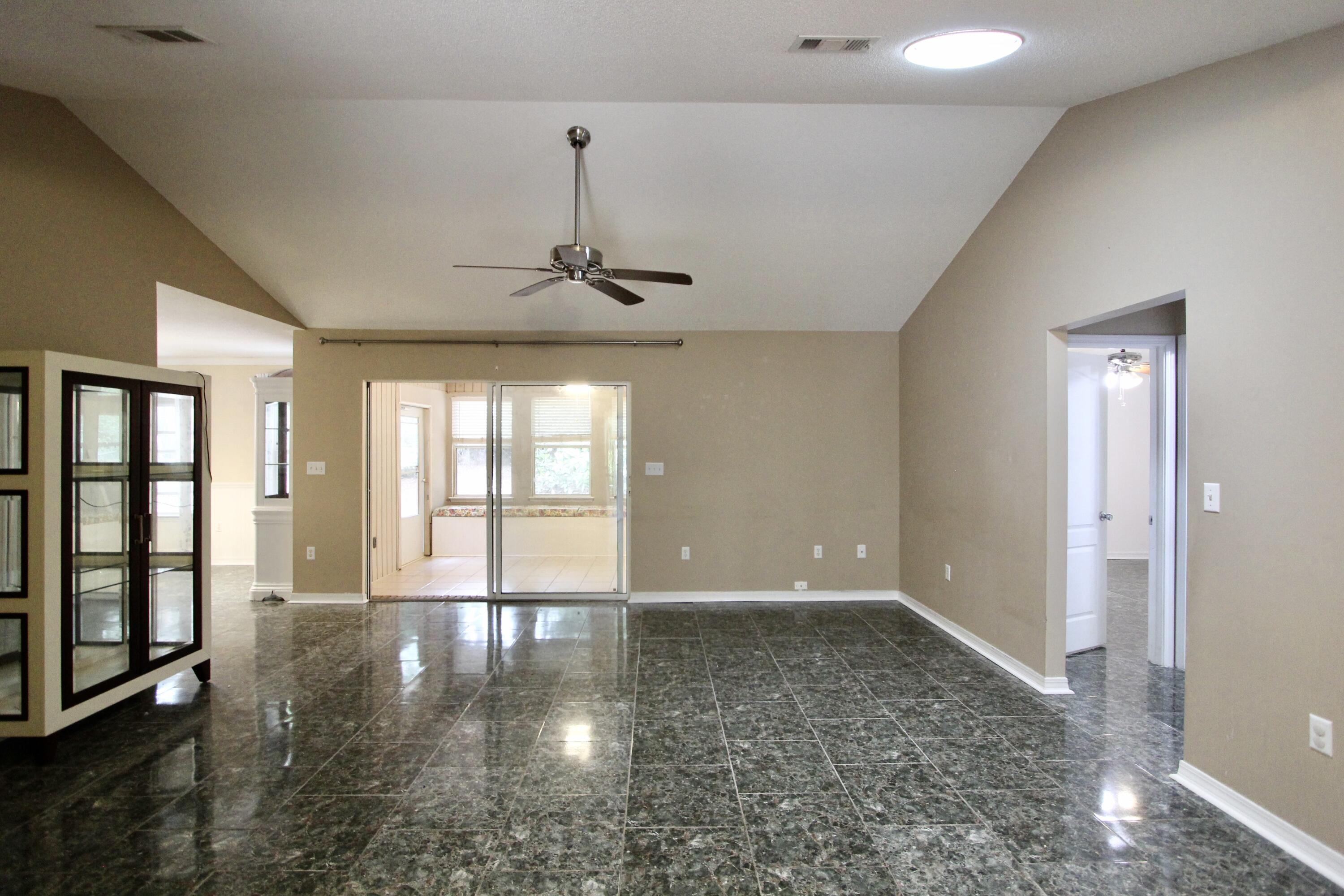 Hill Top Acres - Residential