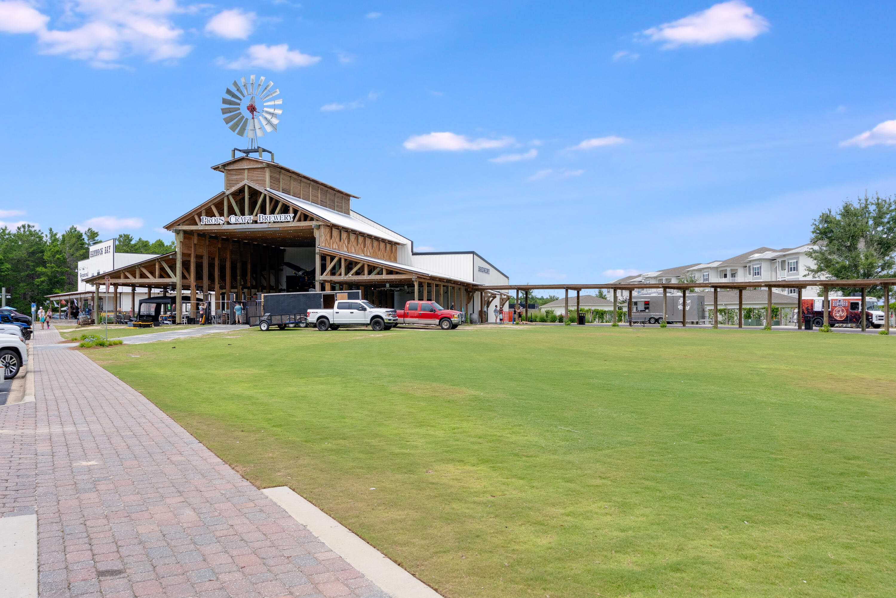 HAMMOCK BAY - CENTRAL PARK - Residential