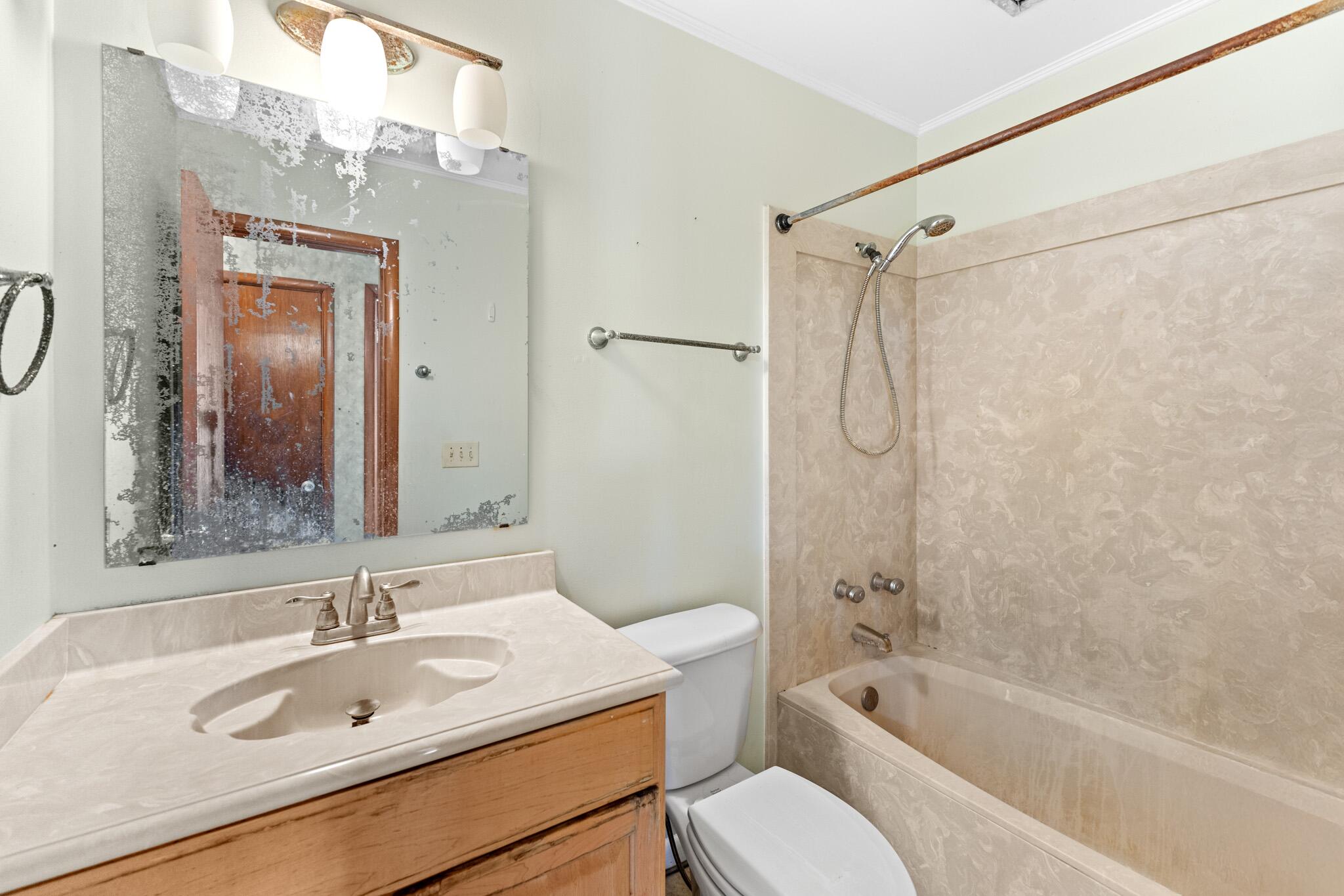 ISLAND VIEW ESTATES - Residential