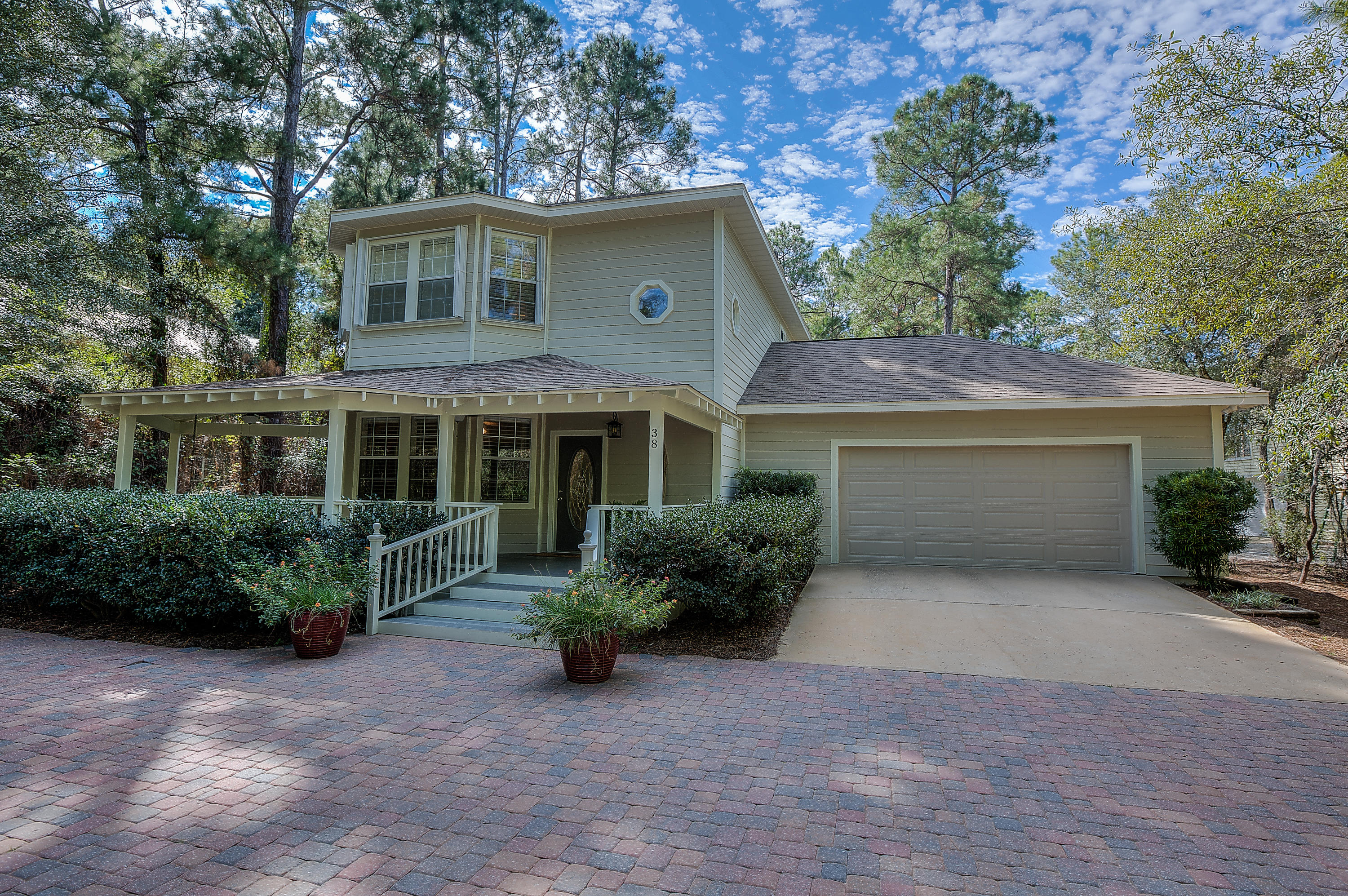 THE SHALLOWS - Residential Lease