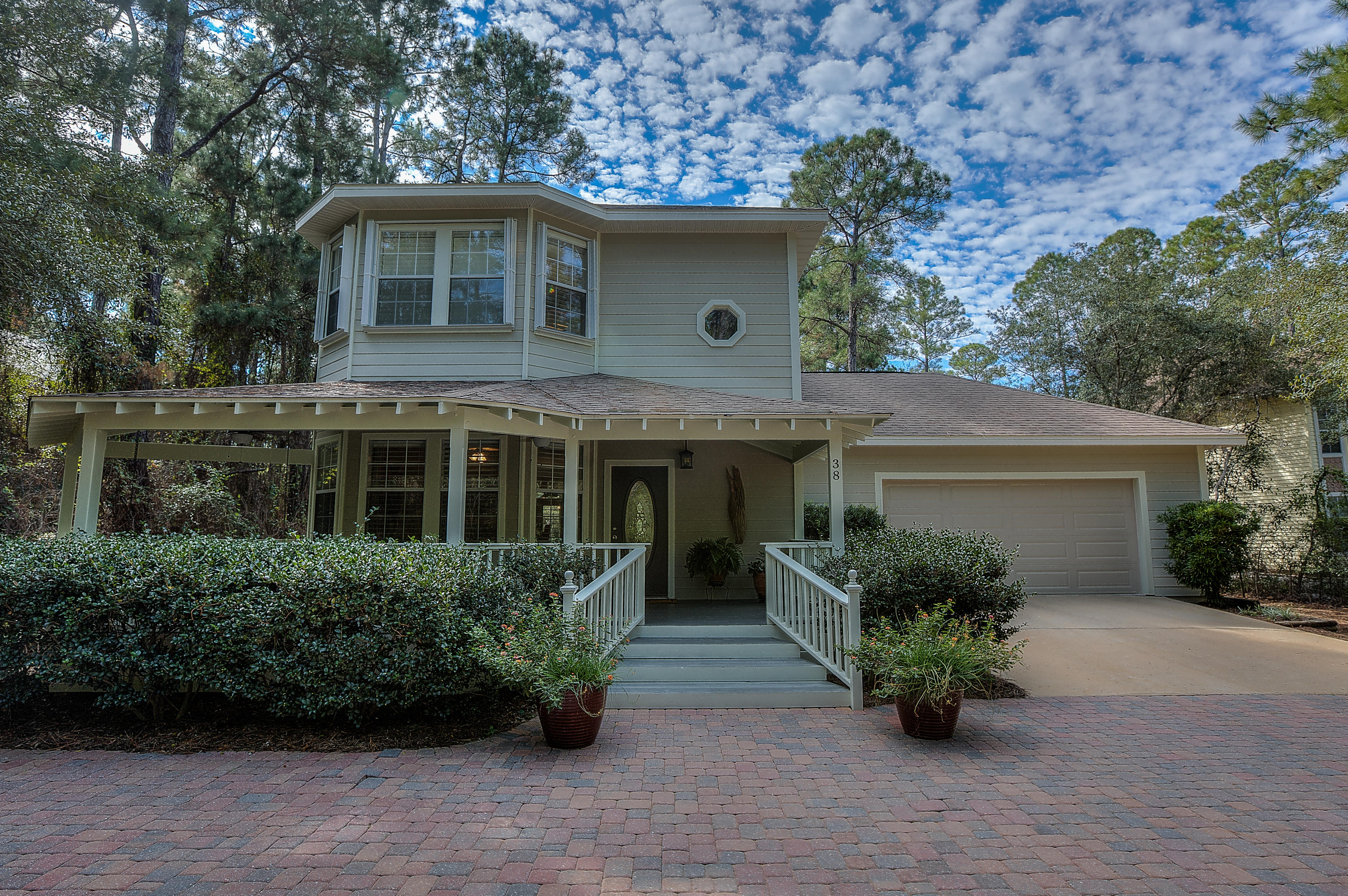 THE SHALLOWS - Residential Lease