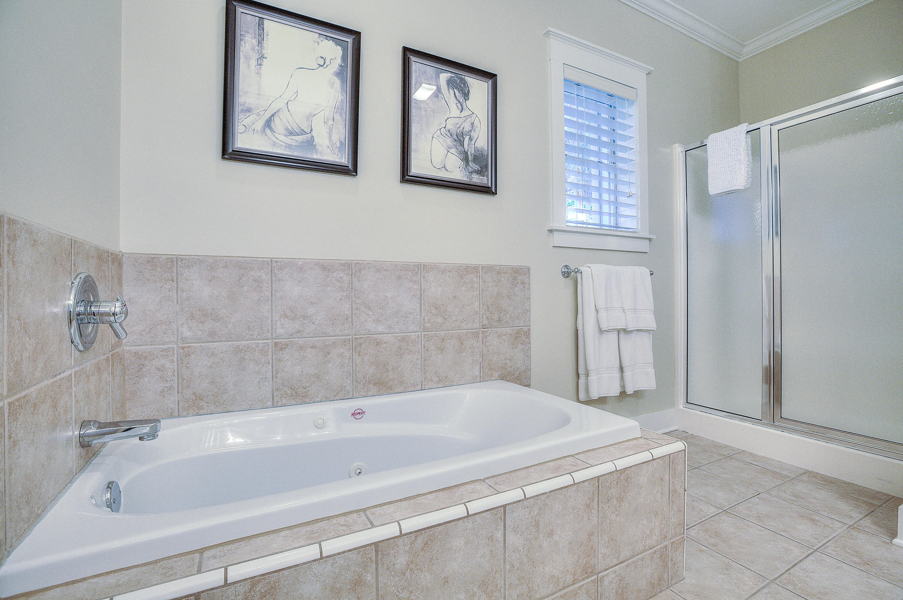 THE SHALLOWS - Residential Lease