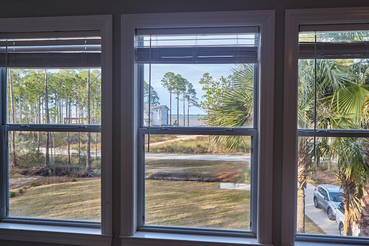 WHISPERING PINES 1ST ADDN - Residential