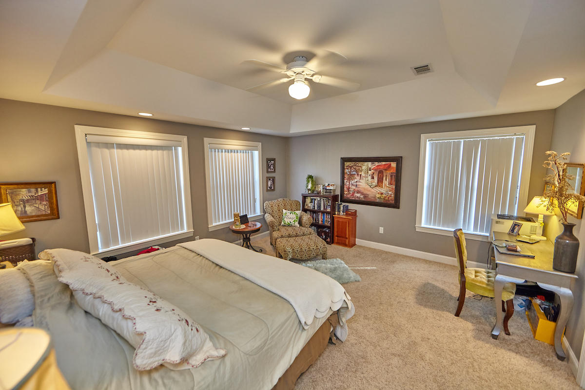 WHISPERING PINES 1ST ADDN - Residential