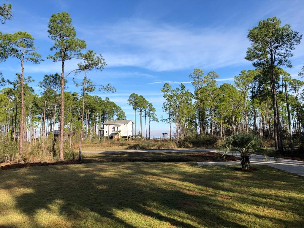 WHISPERING PINES 1ST ADDN - Residential