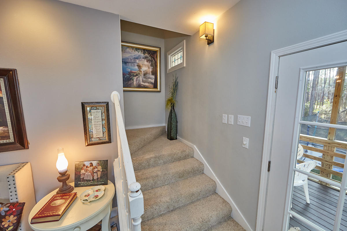 WHISPERING PINES 1ST ADDN - Residential