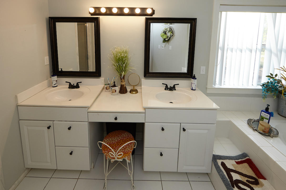 WHISPERING PINES 1ST ADDN - Residential