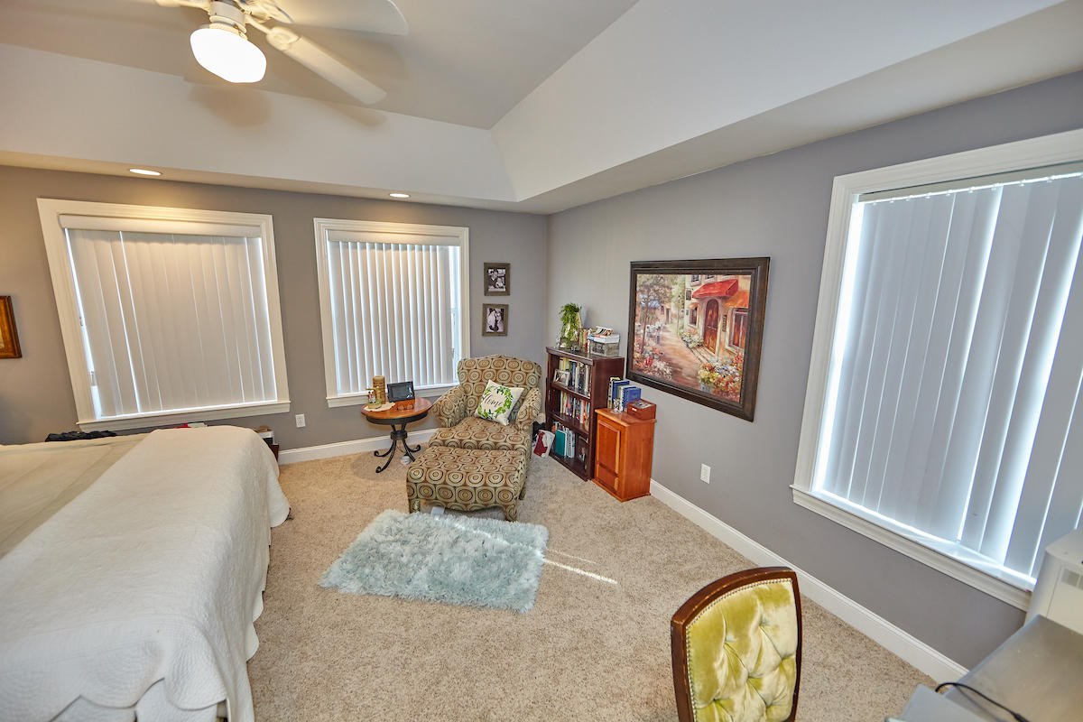 WHISPERING PINES 1ST ADDN - Residential