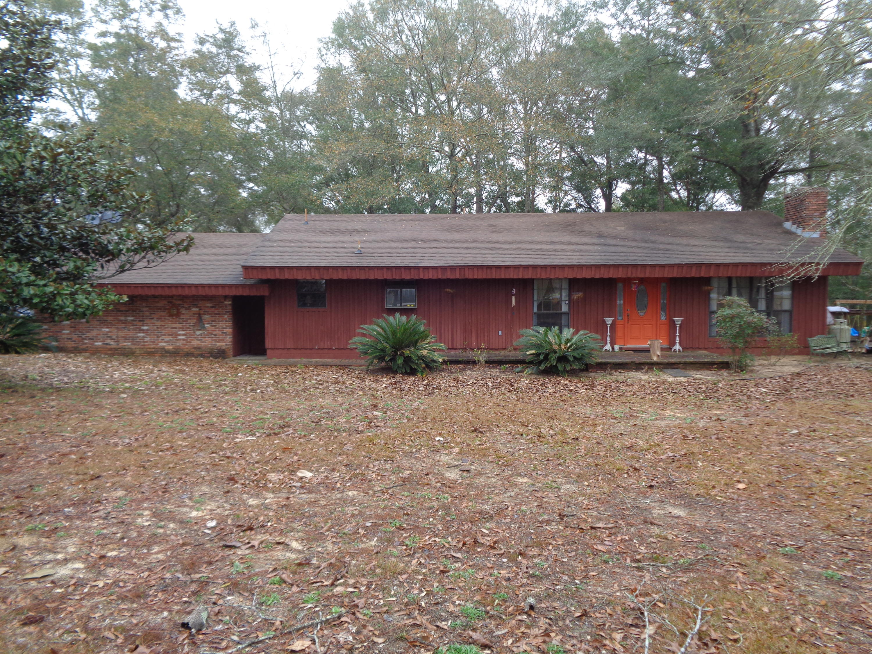 LAKE LUCILLE - Residential