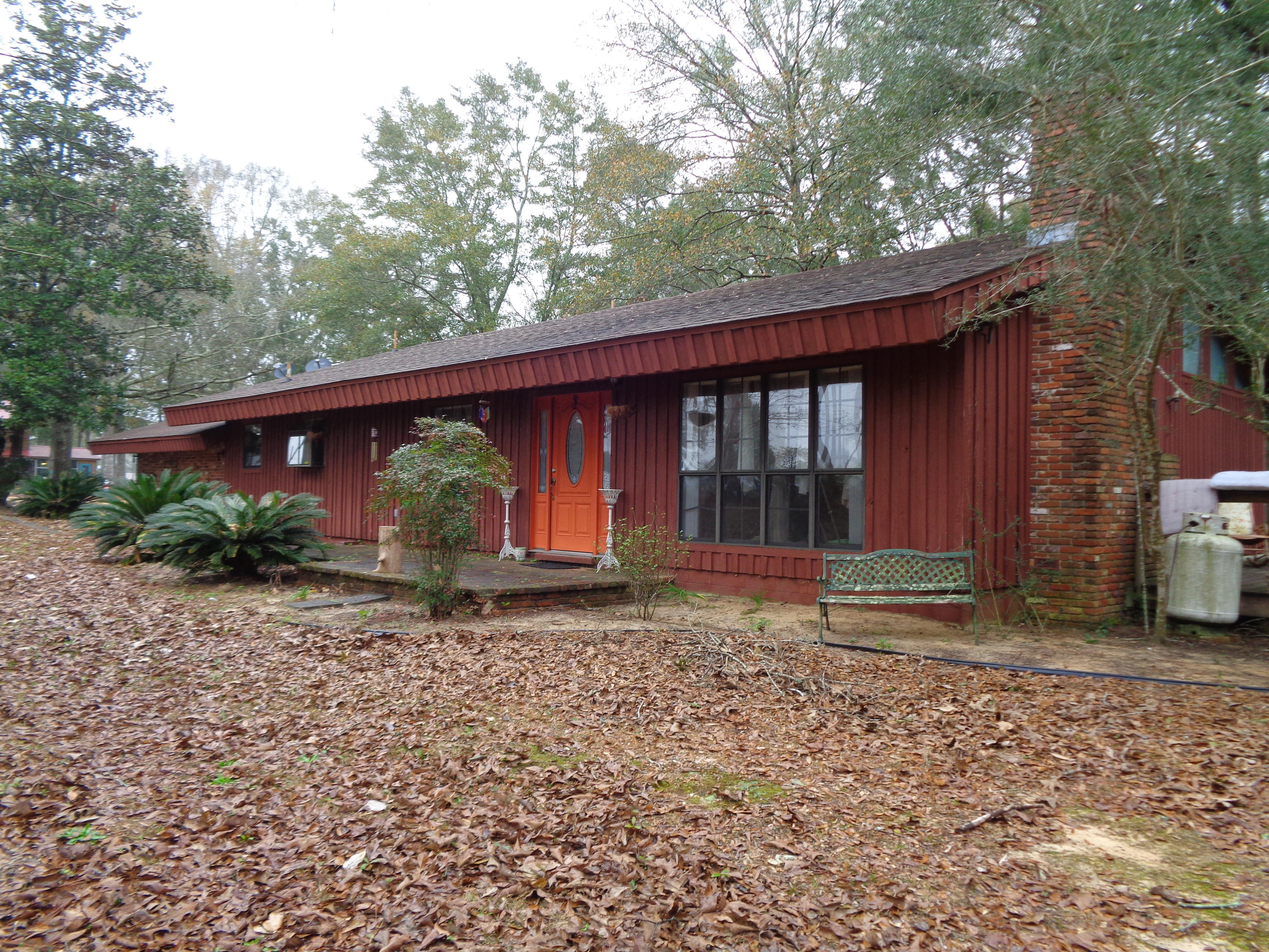 LAKE LUCILLE - Residential