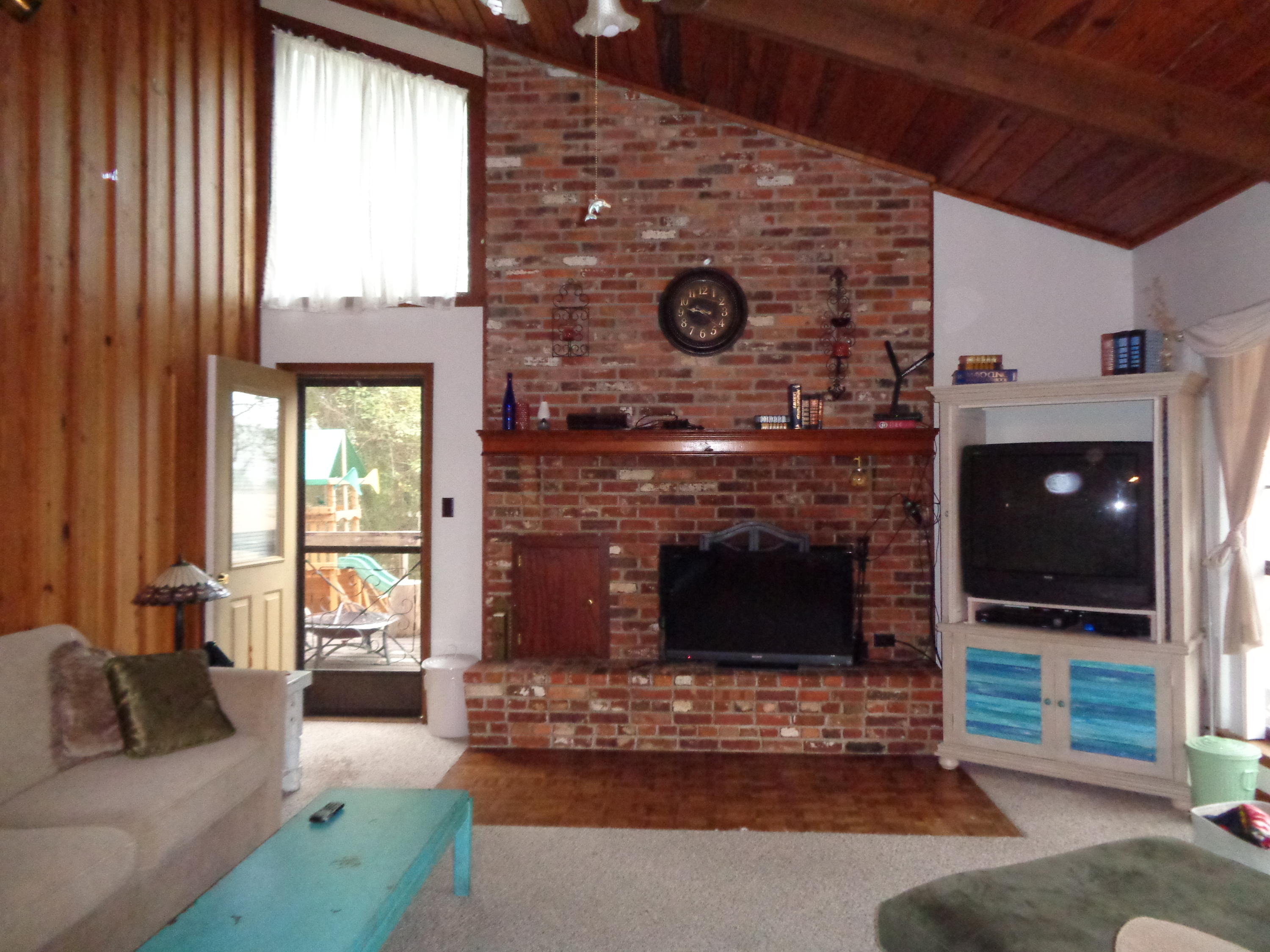 LAKE LUCILLE - Residential