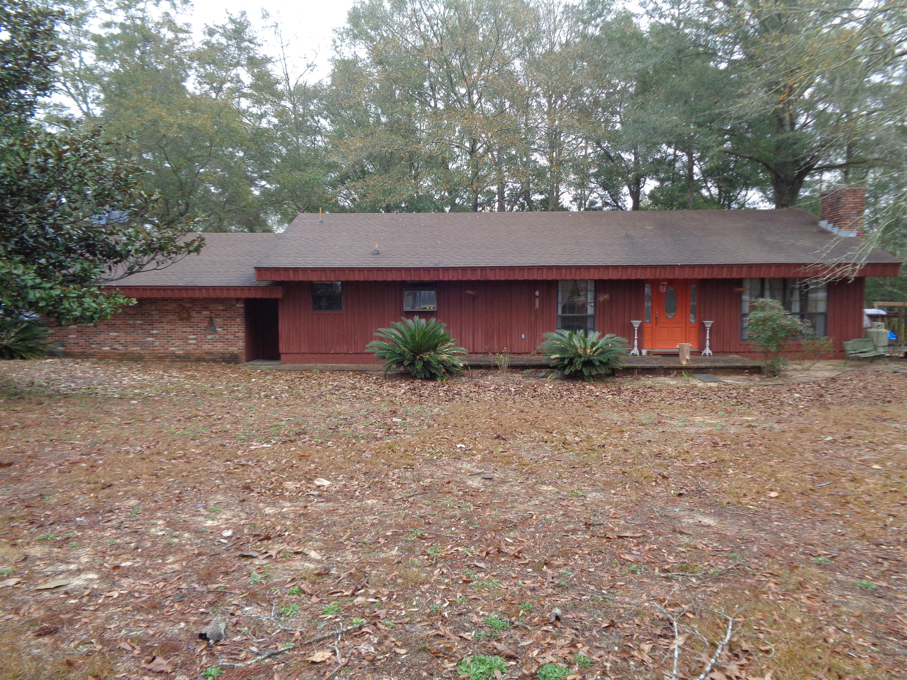 LAKE LUCILLE - Residential