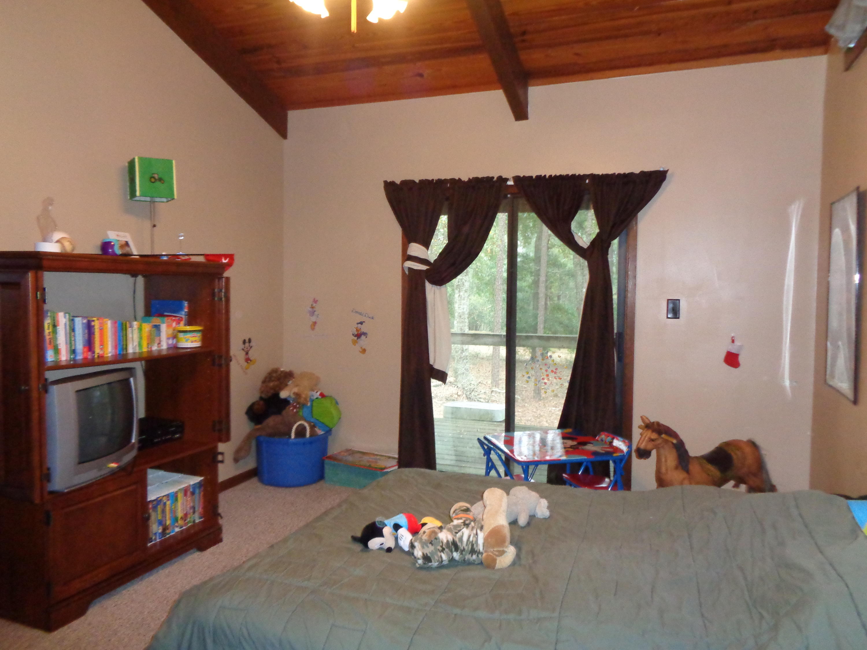 LAKE LUCILLE - Residential