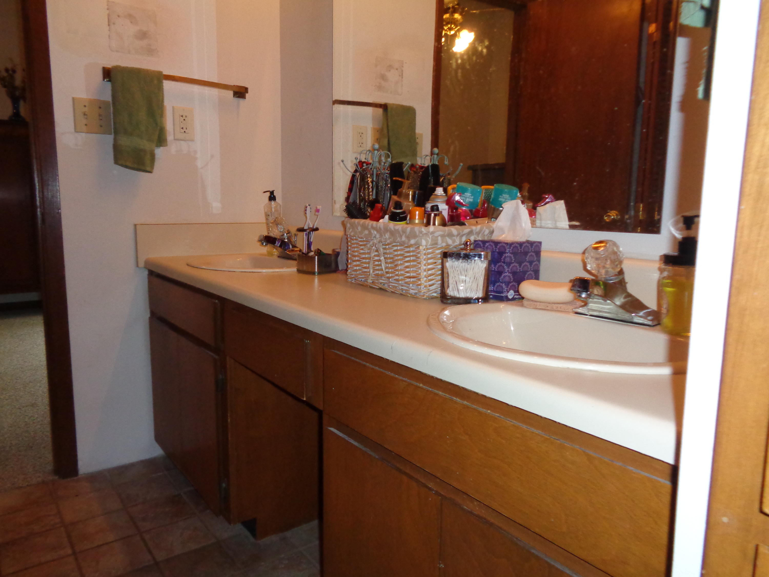 LAKE LUCILLE - Residential