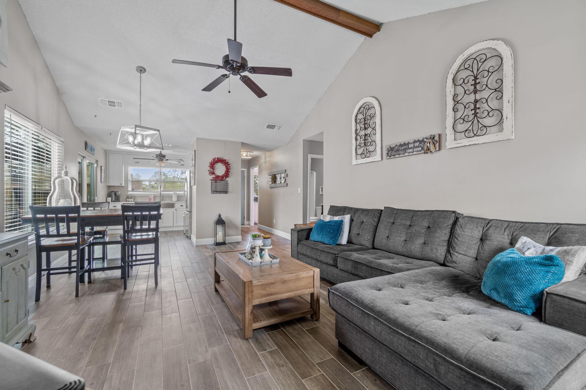 HIDDEN TRAILS PH 4 - Residential