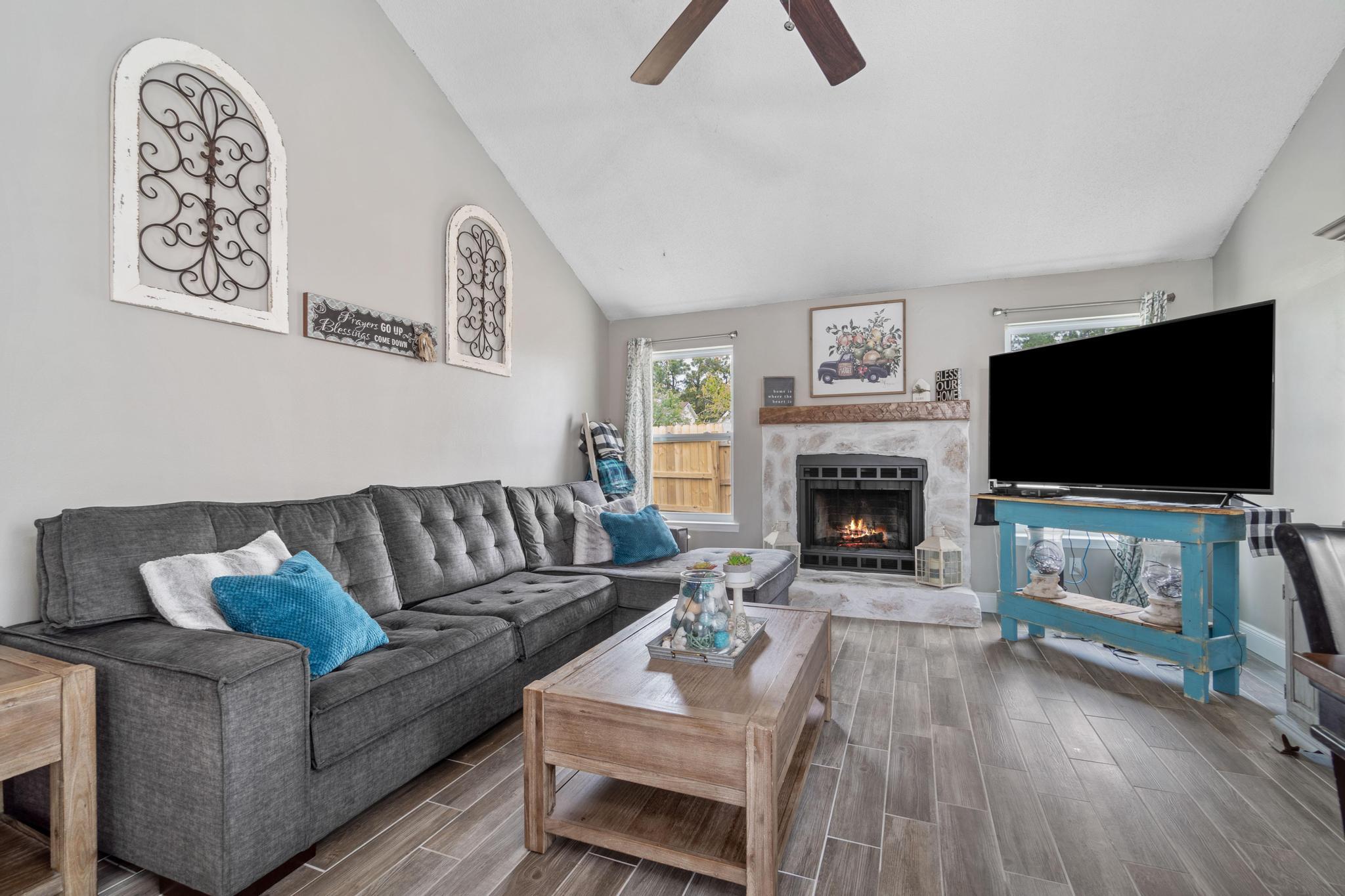 HIDDEN TRAILS PH 4 - Residential