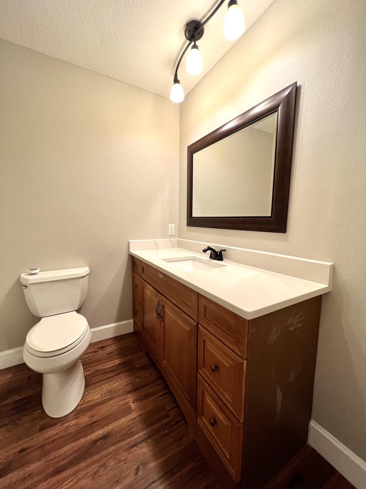 LAKE SHARON ESTATES - Residential Lease