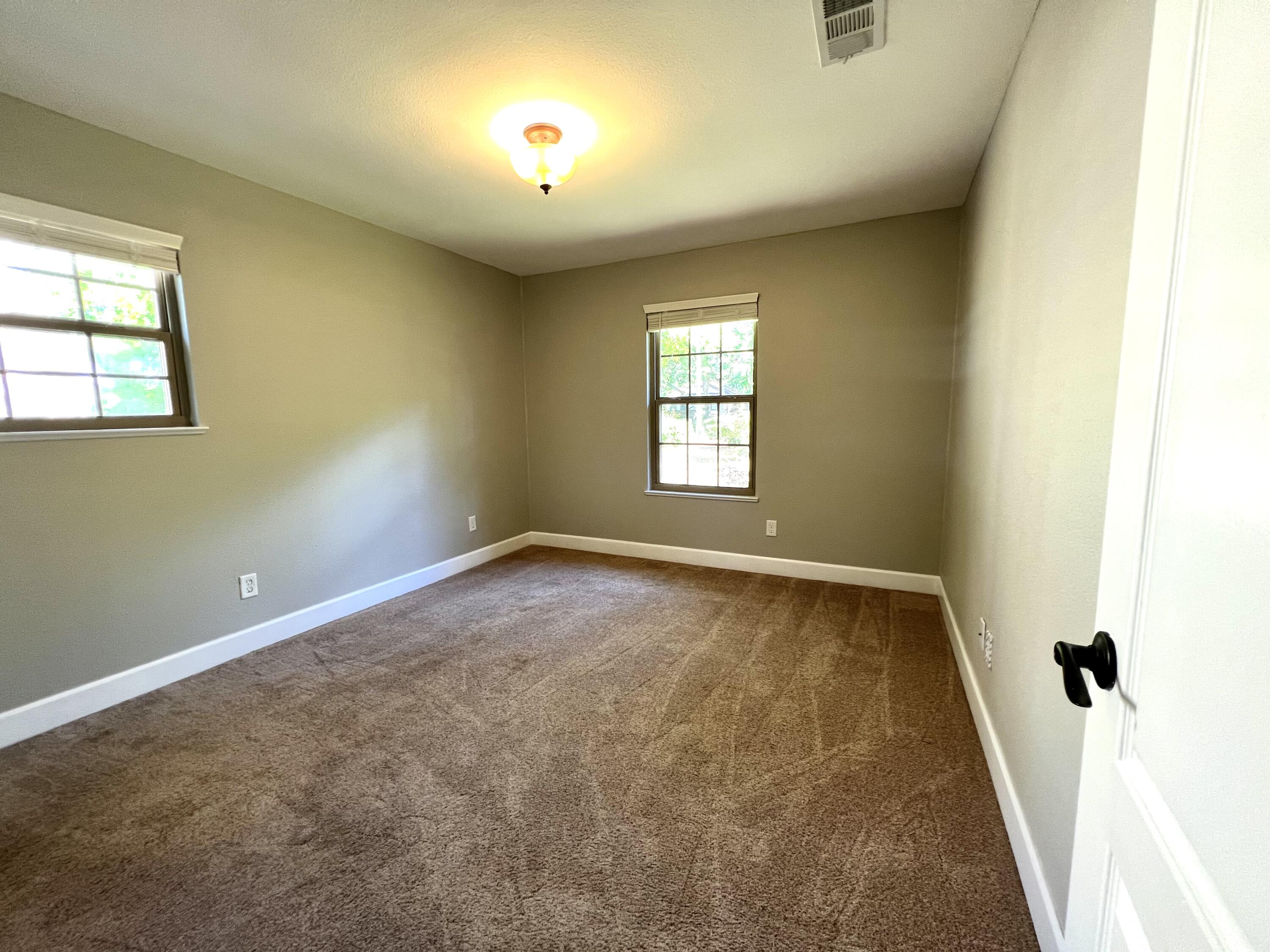 LAKE SHARON ESTATES - Residential Lease