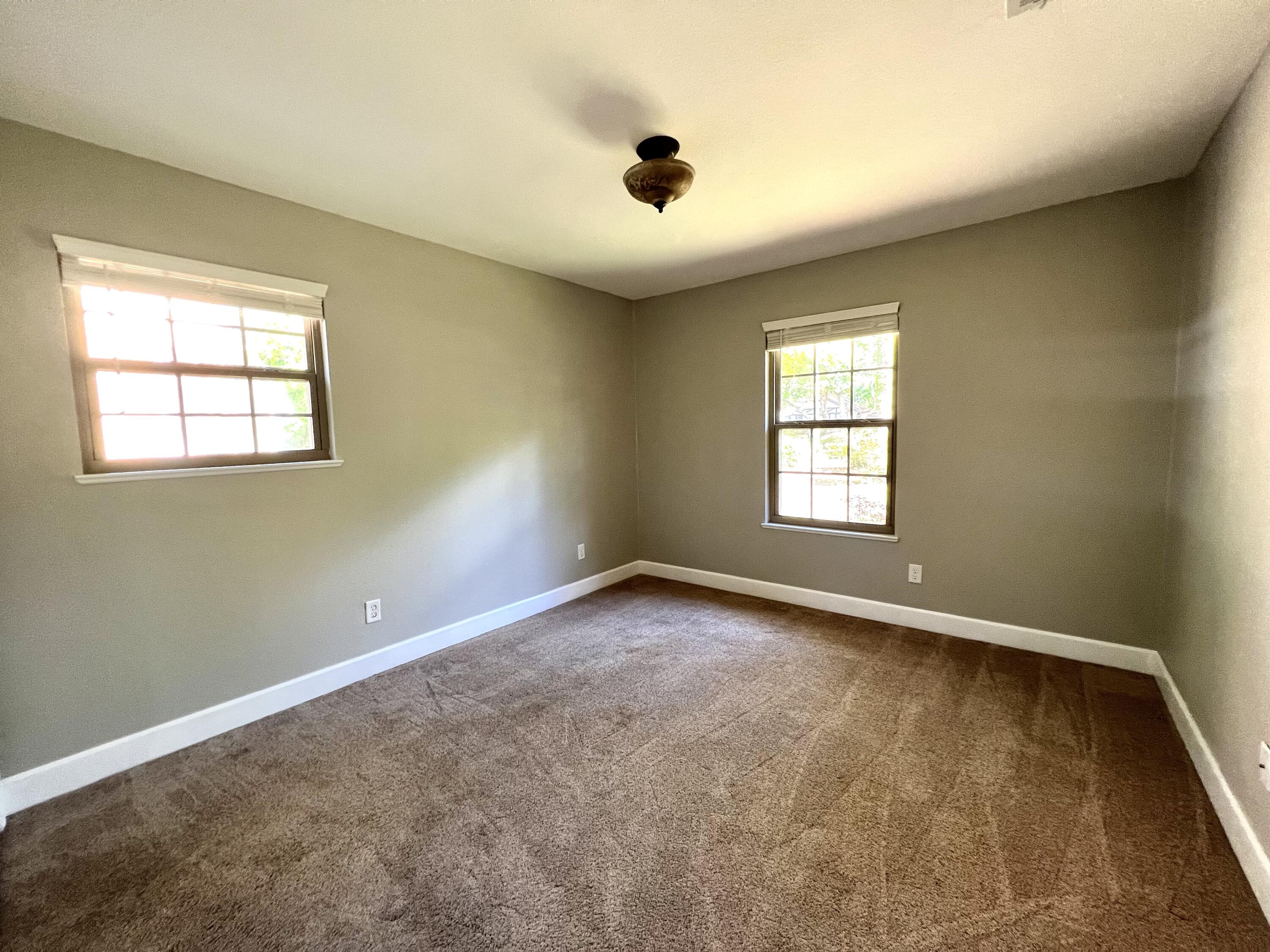 LAKE SHARON ESTATES - Residential Lease