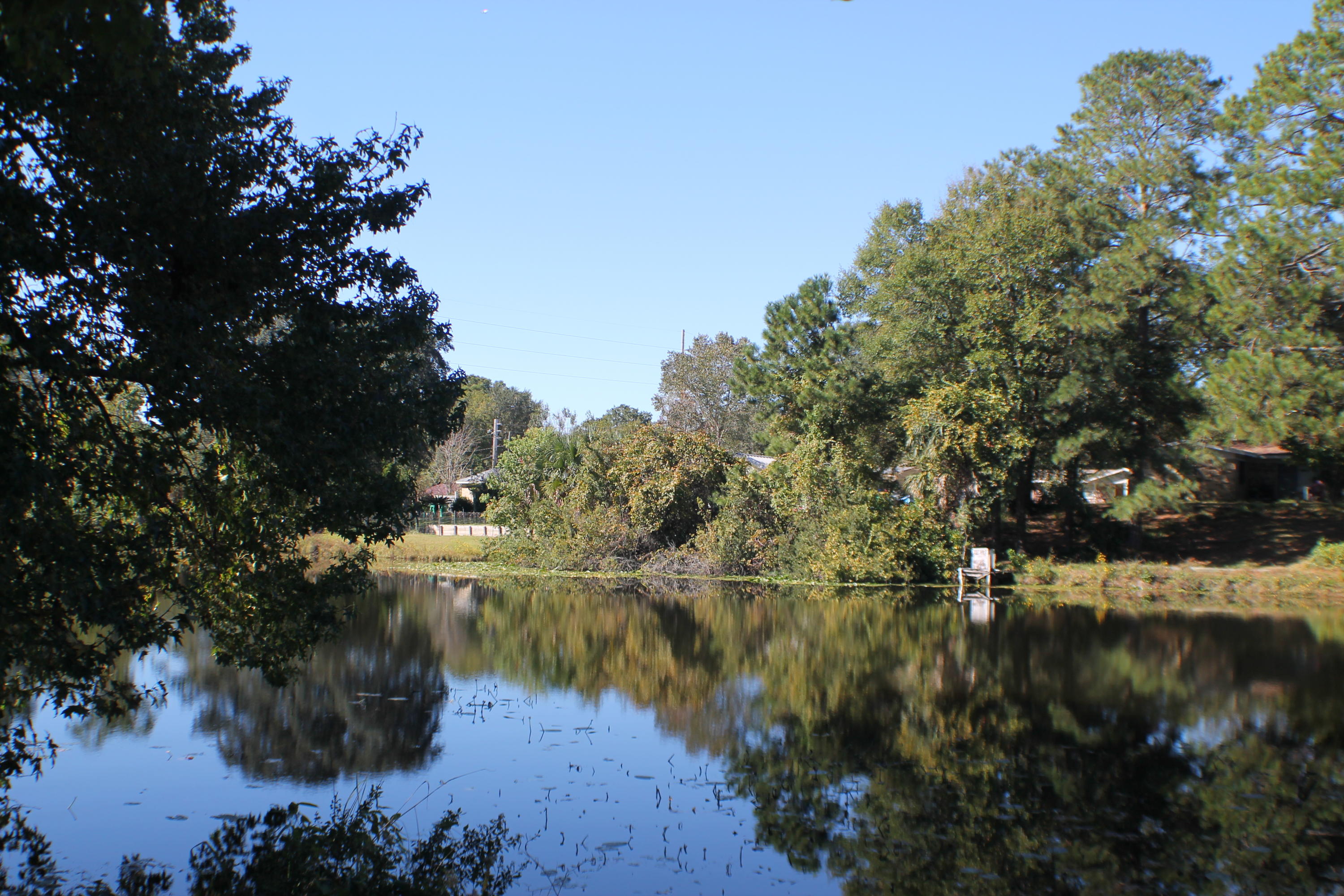 Fixer Upper with great potential!! 3 bedroom 2 bath home in Niceville on the water! One room is an office and could be a 4th bedroom.