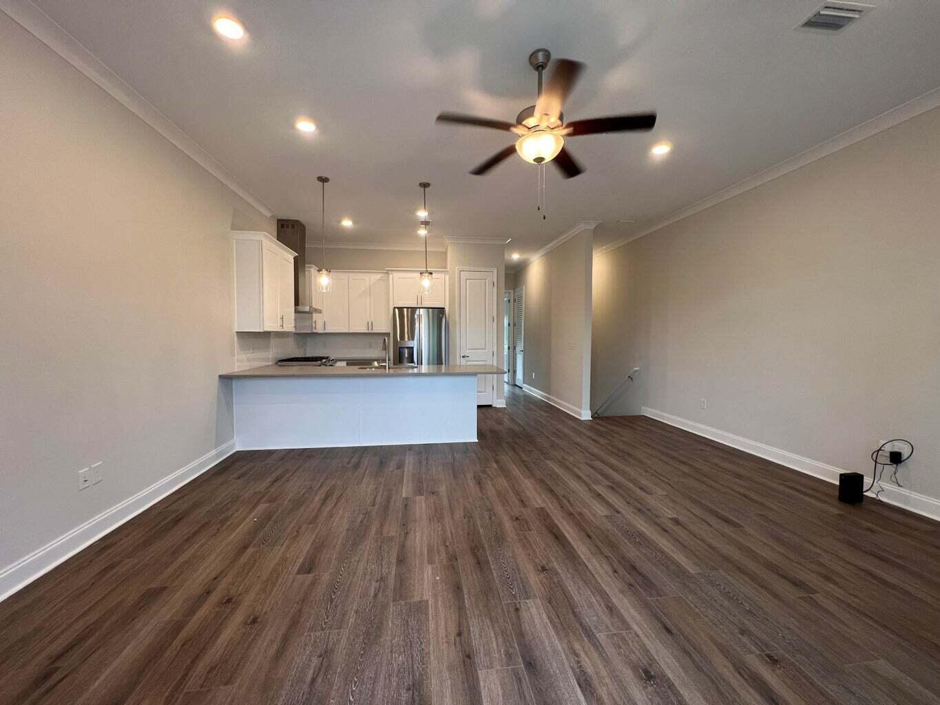 Kara Lake Townhomes - Residential Lease