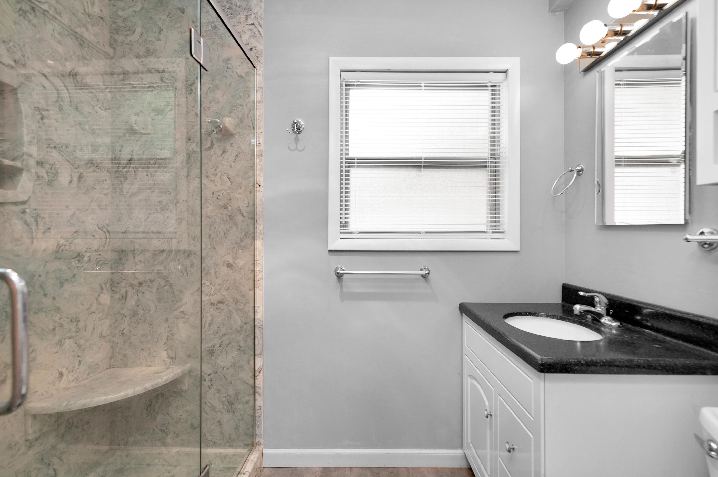VESTA HEIGHTS 4TH ADDN - Residential