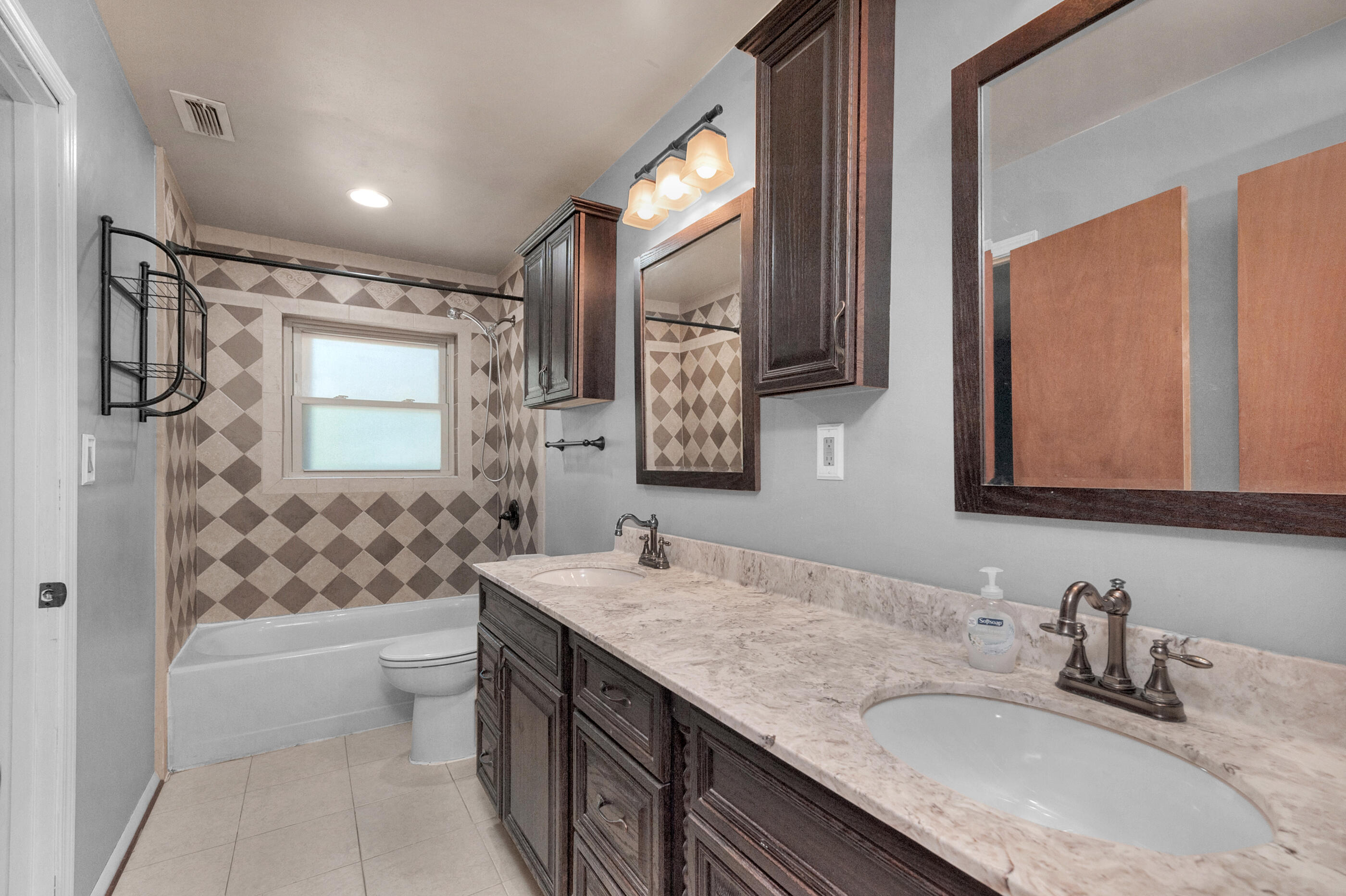 VESTA HEIGHTS 4TH ADDN - Residential