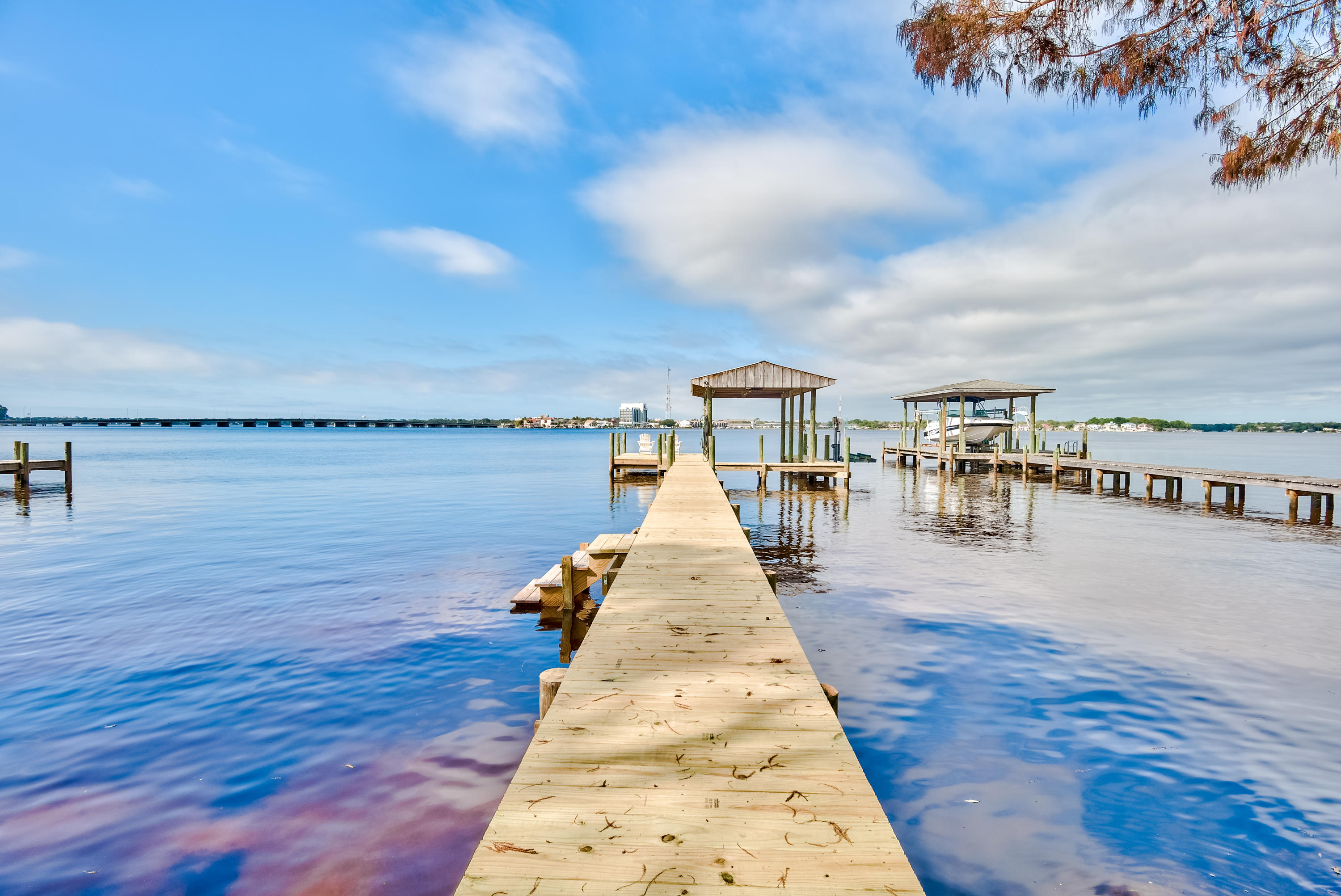 PALM SHORES - Residential