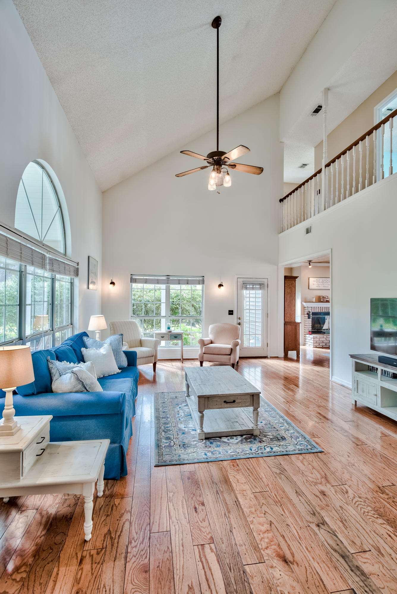 PALM SHORES - Residential