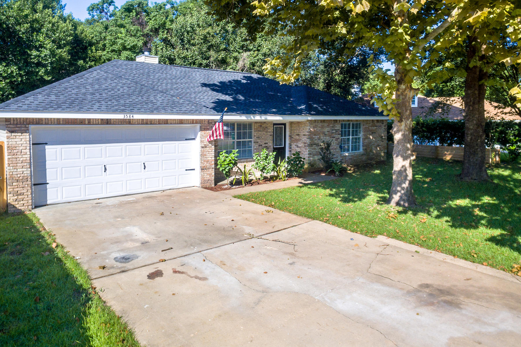 GRAND OAKS REPLAT LOTS 2&3 - Residential