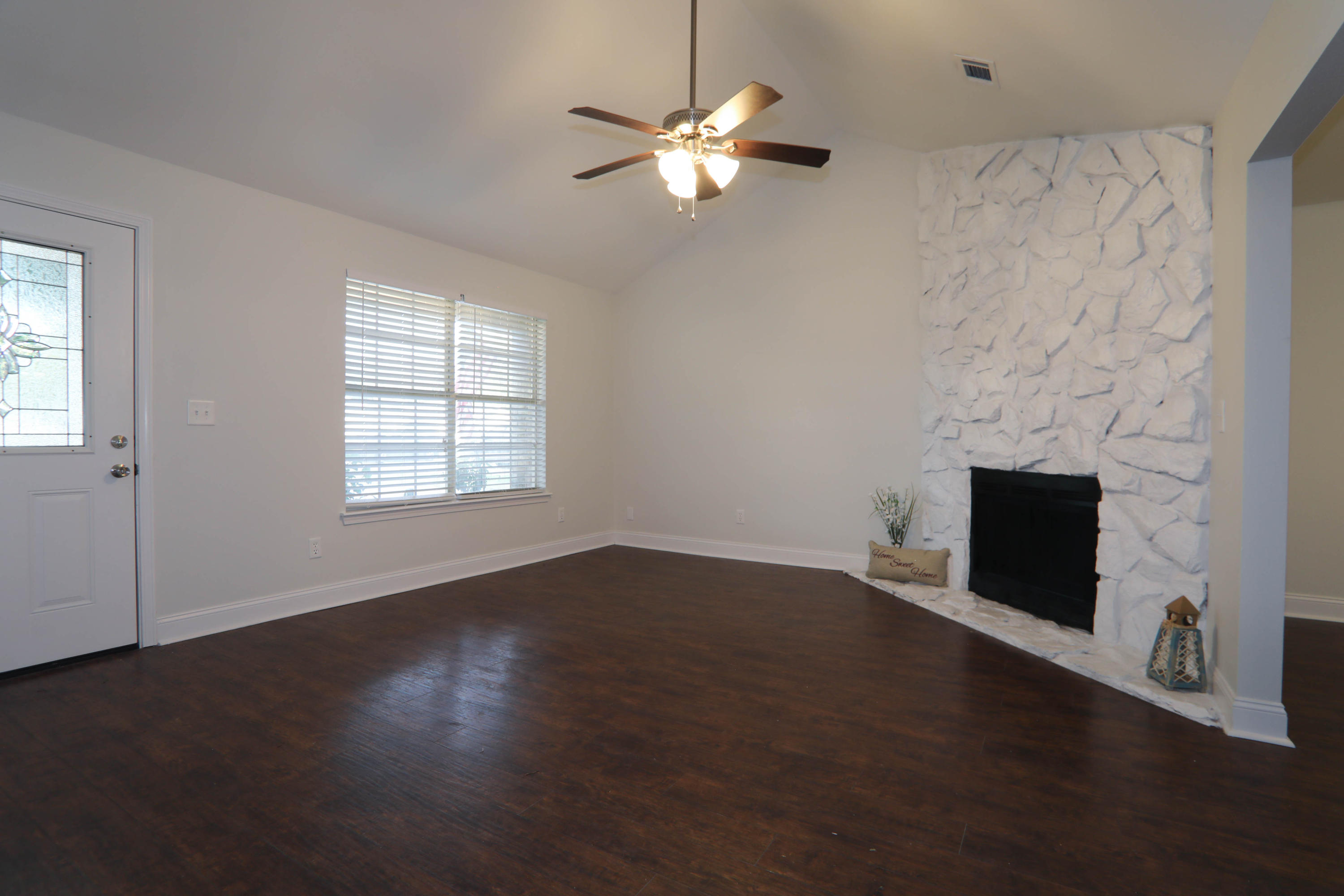 GRAND OAKS REPLAT LOTS 2&3 - Residential