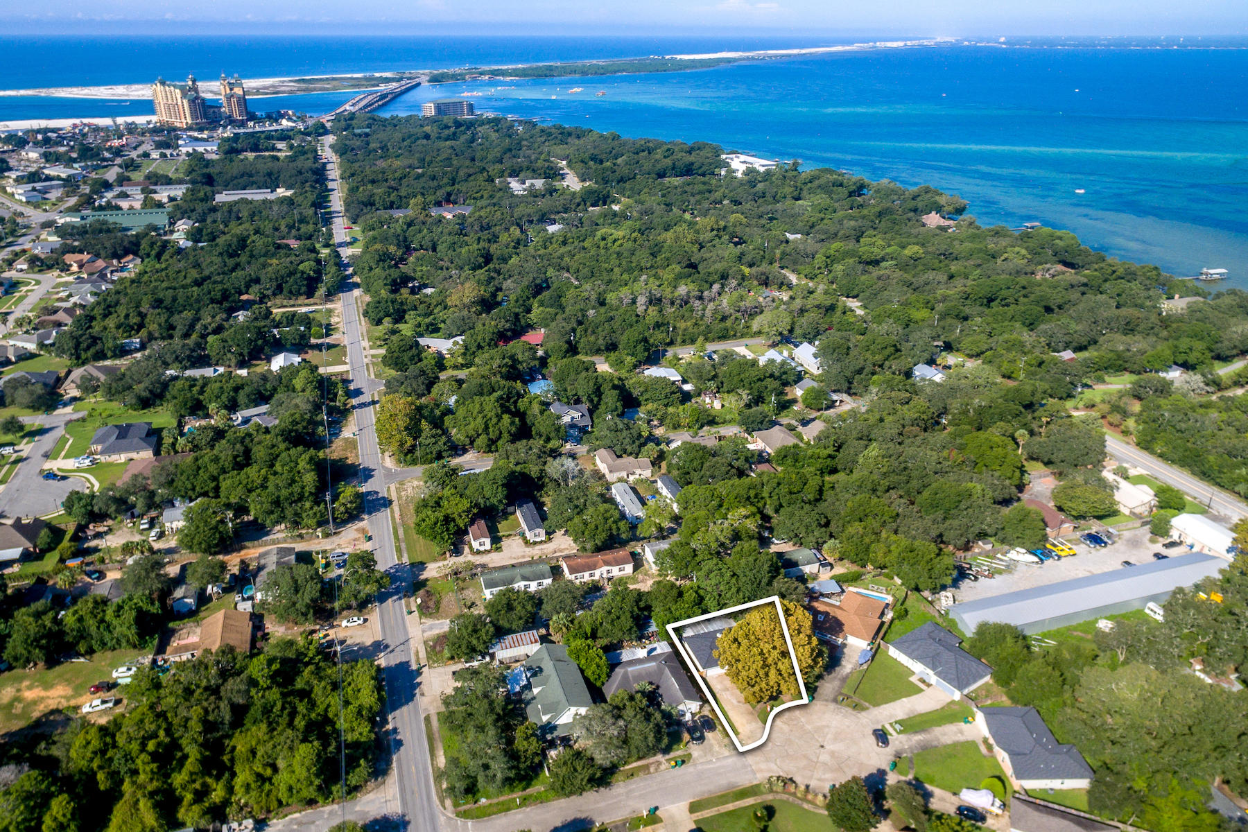 GRAND OAKS REPLAT LOTS 2&3 - Residential