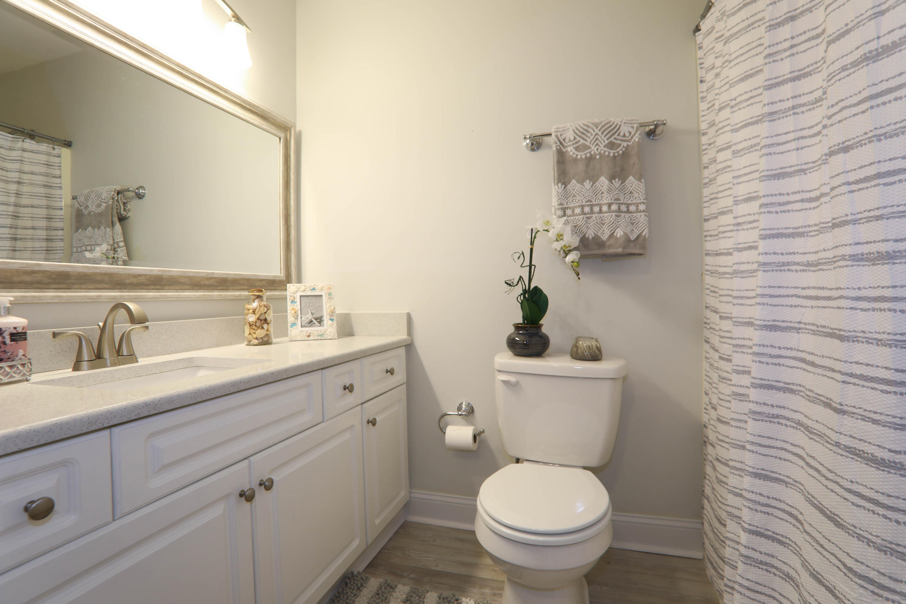 GRAND OAKS REPLAT LOTS 2&3 - Residential