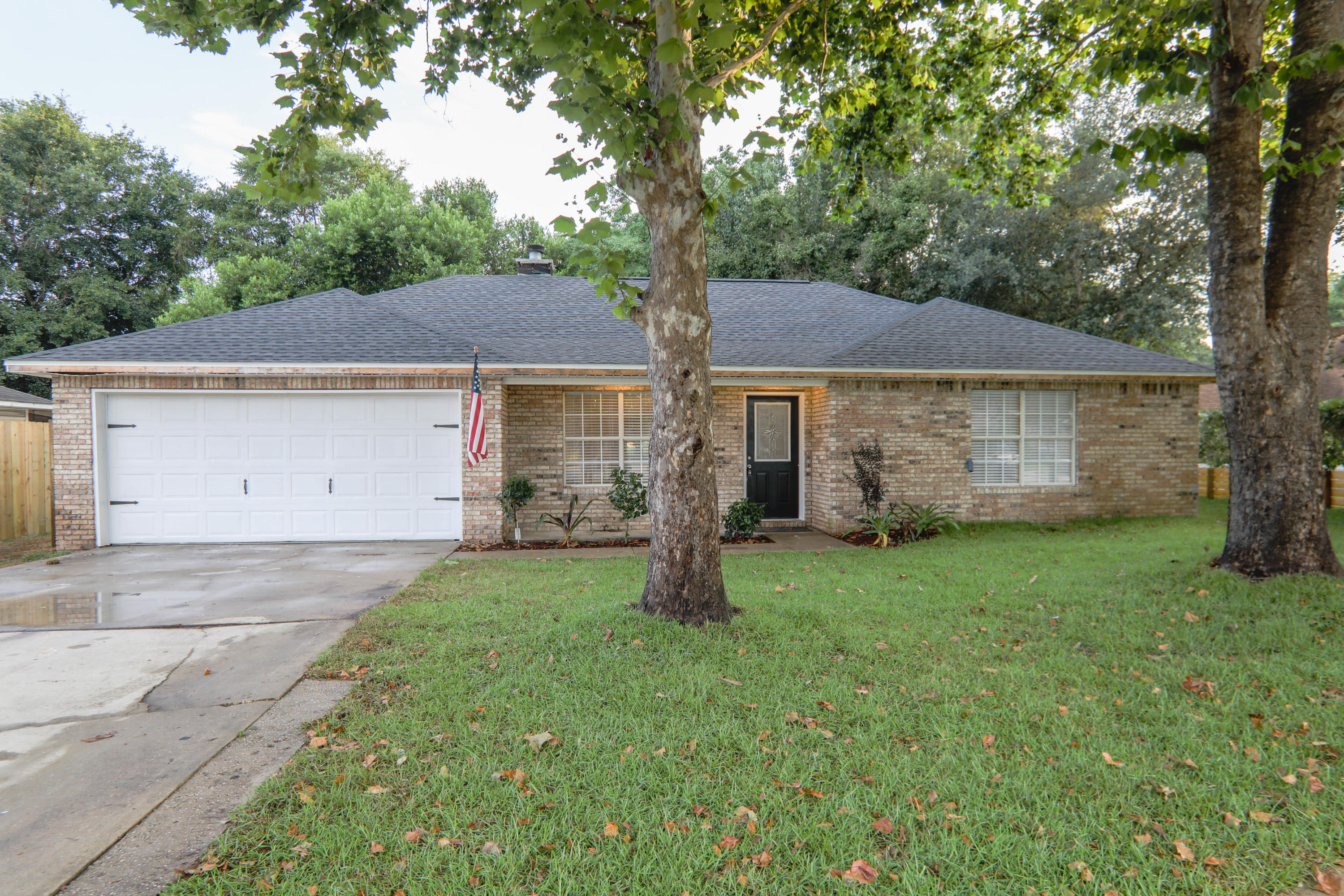 GRAND OAKS REPLAT LOTS 2&3 - Residential