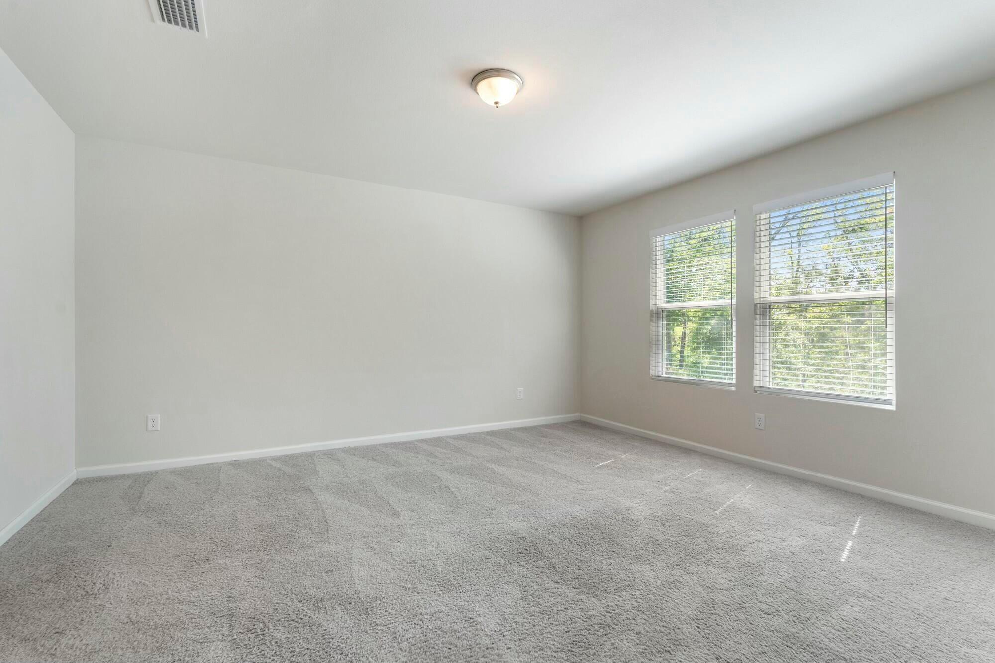 RIVERWALK PH I - Residential Lease