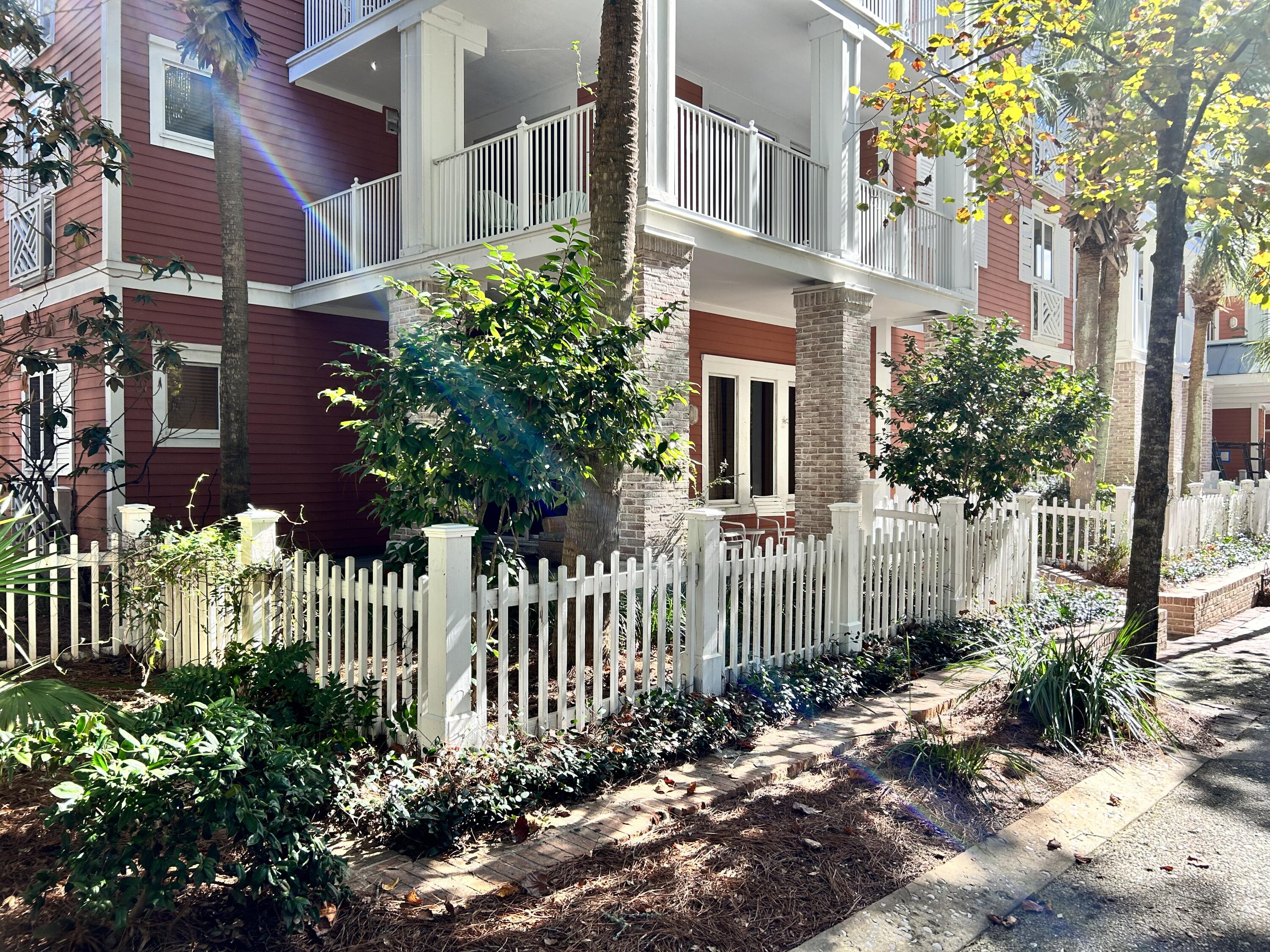 MARKET STREET INN - Residential