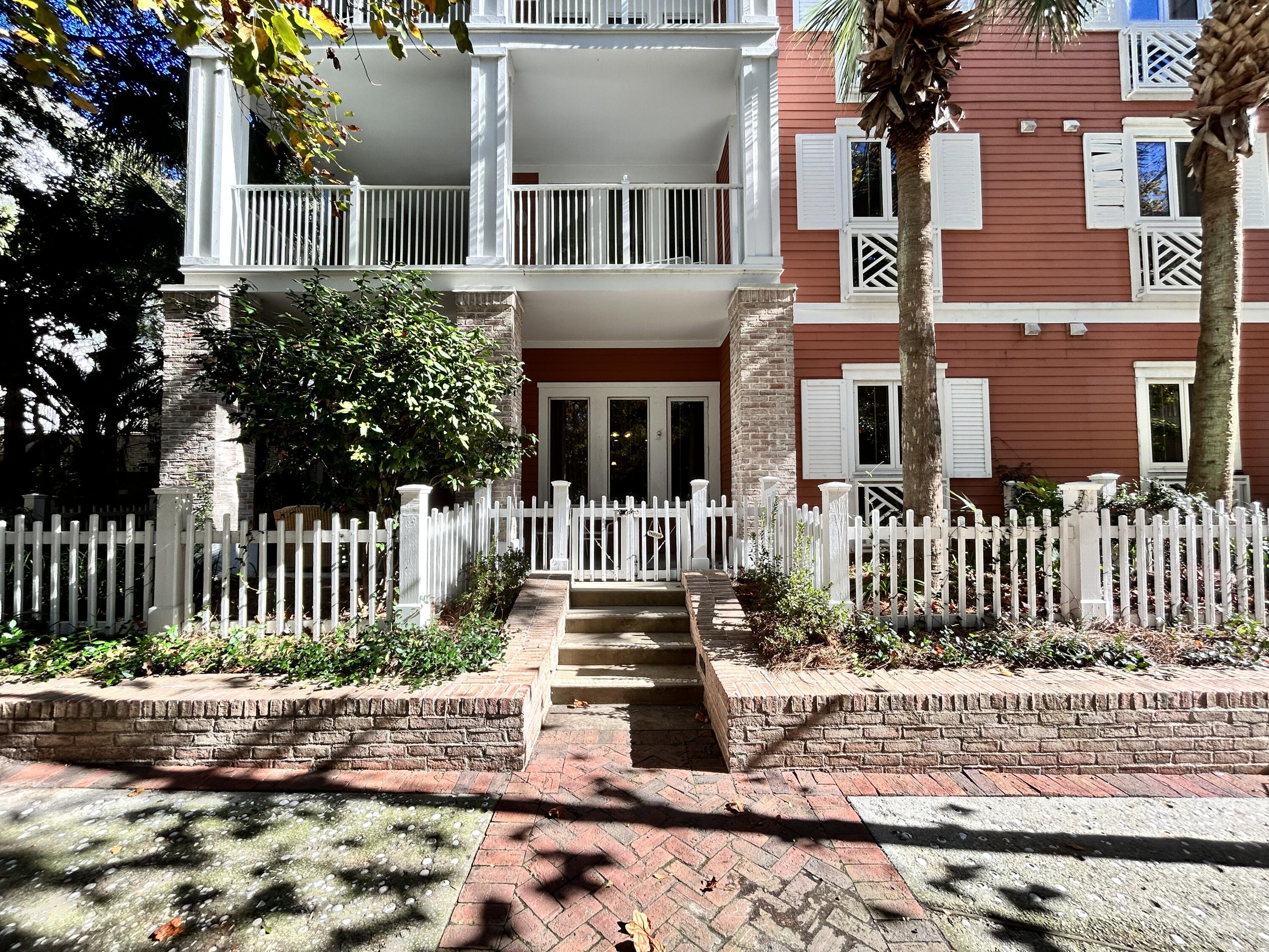 MARKET STREET INN - Residential