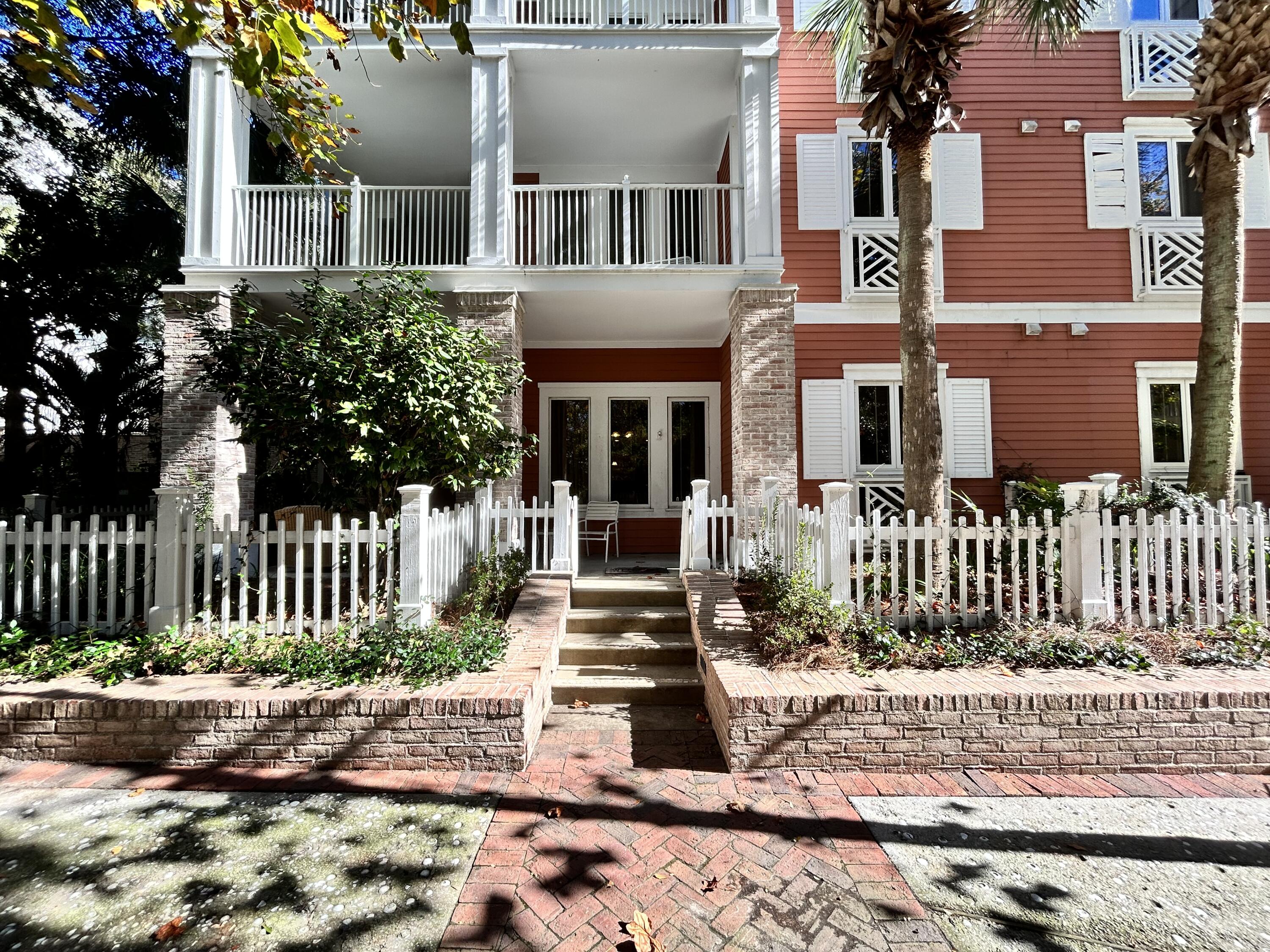 MARKET STREET INN - Residential