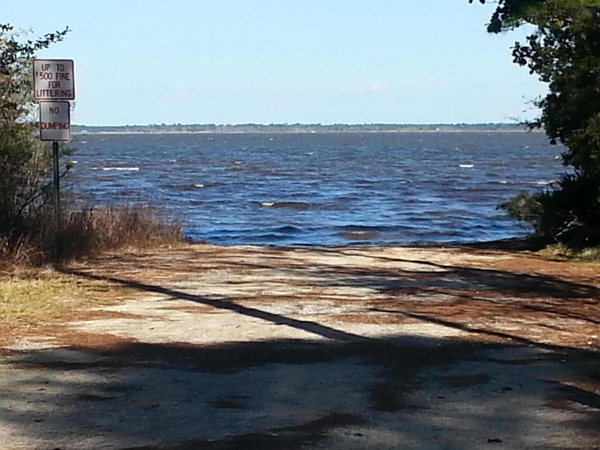 MAGNOLIA BEACH - Land