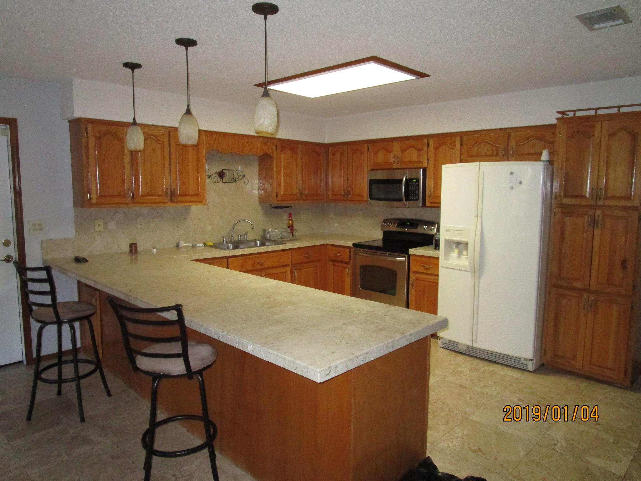 LIVE OAK SHORES - Residential Lease