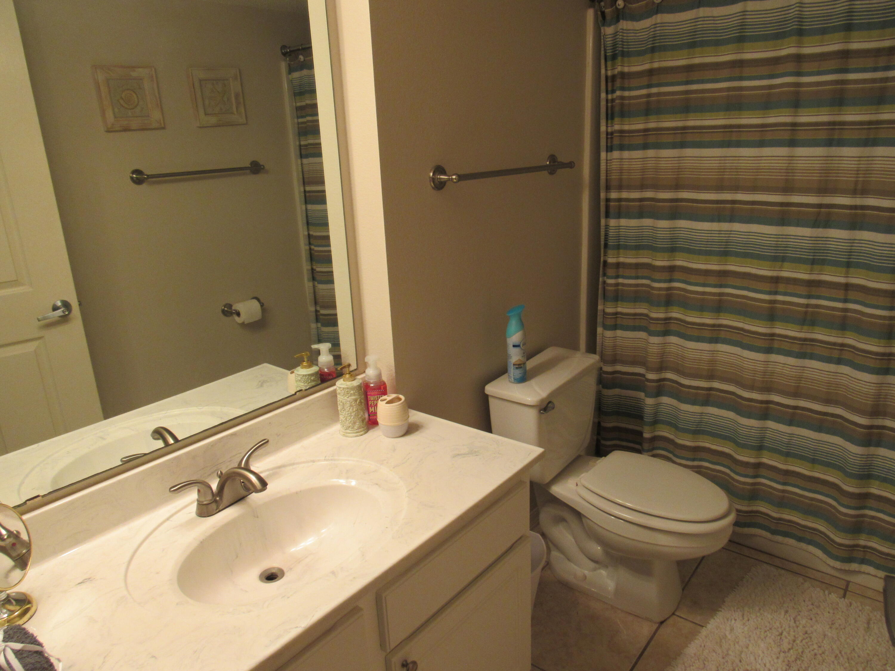 FLORIDA CLUB - Residential Lease