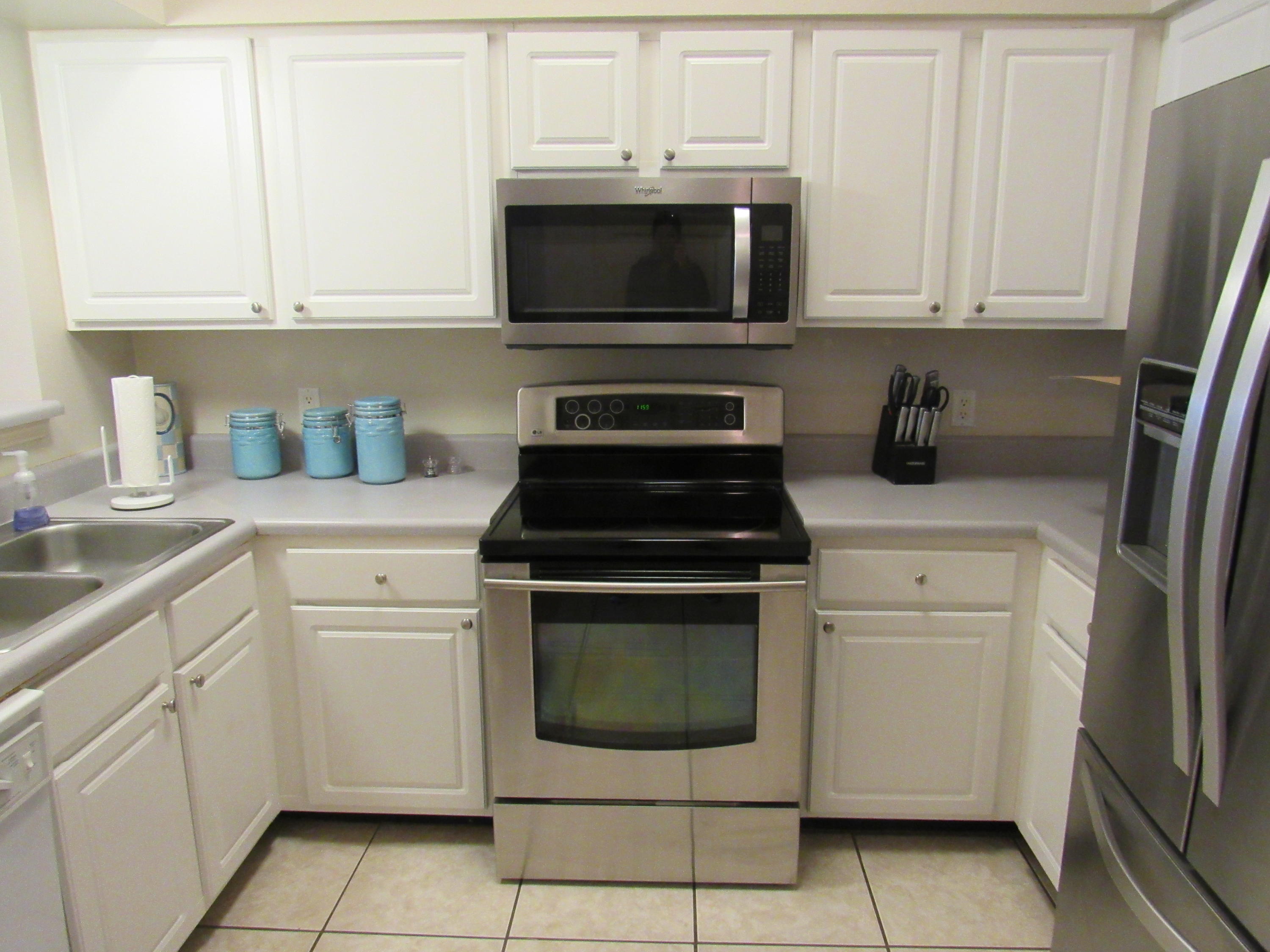 FLORIDA CLUB - Residential Lease