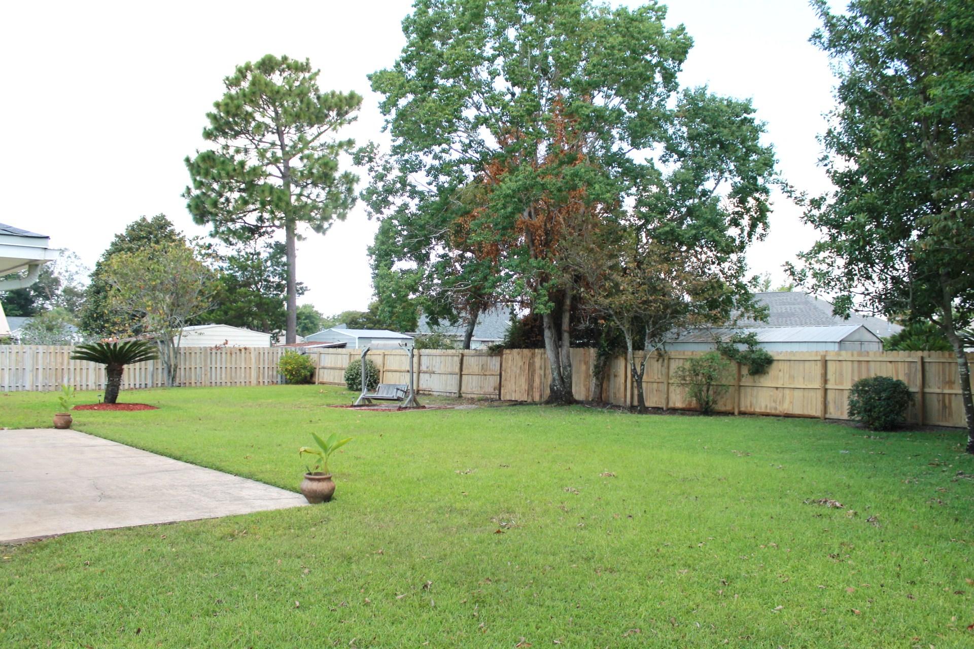 RAINTREE ESTATES - Residential