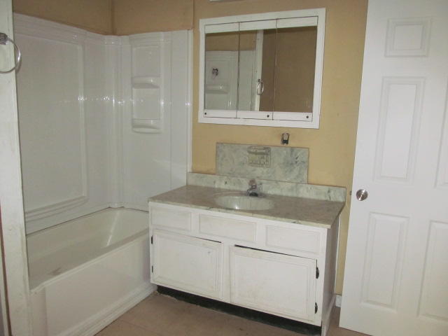 MCLAUGHLIN & HARRIS - Residential