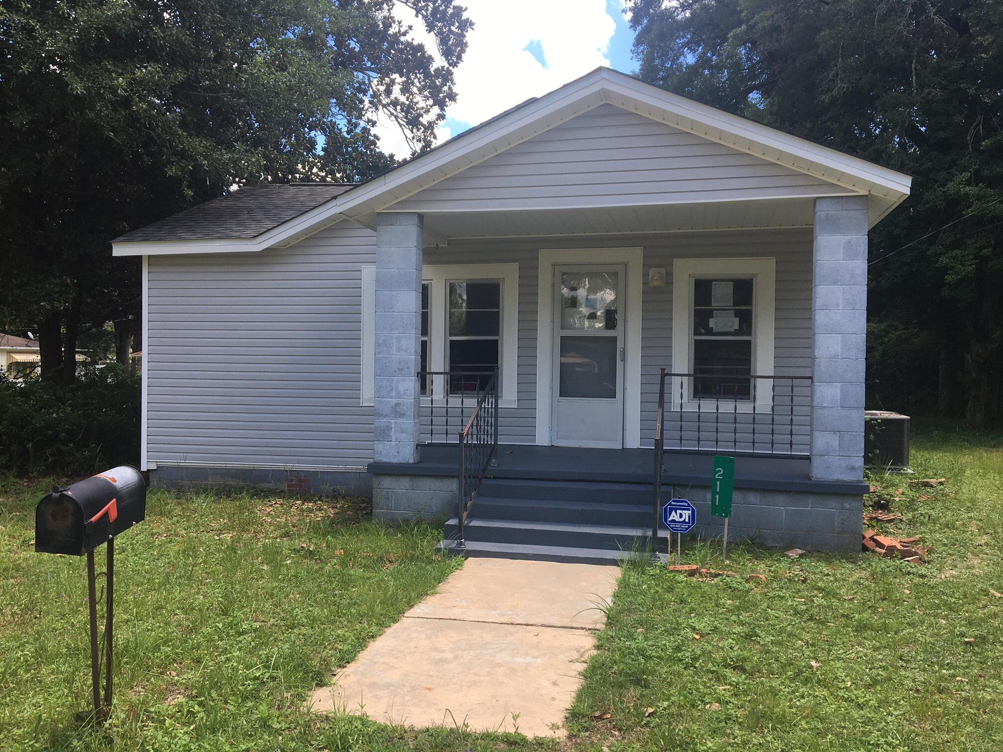 Newly remodeled home in a great central location. New paint, roof, central heat and A/C, wiring, and stove.Tenant to supply their own refrigerator.