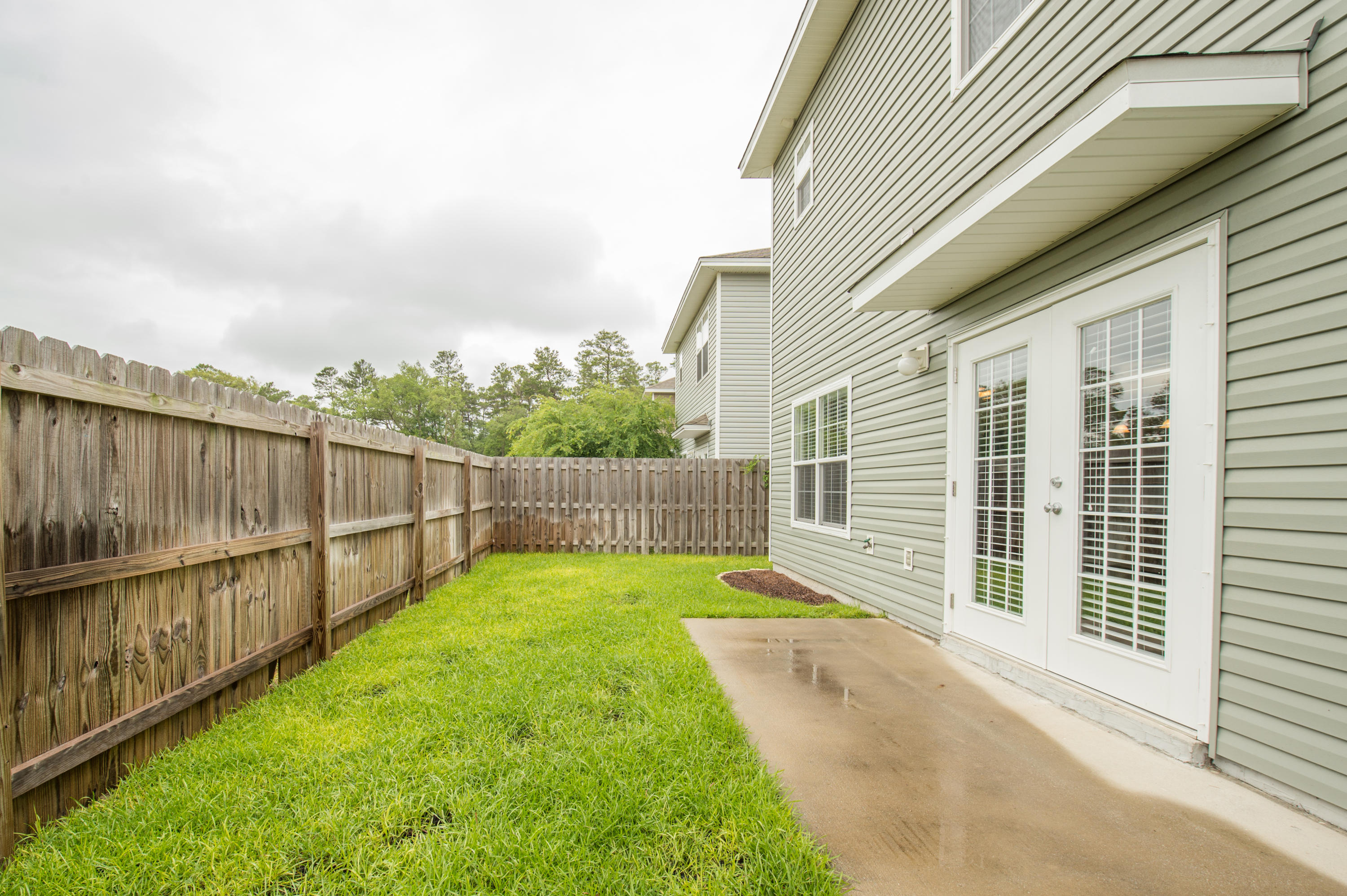 REDWOOD VILLAGE - Residential