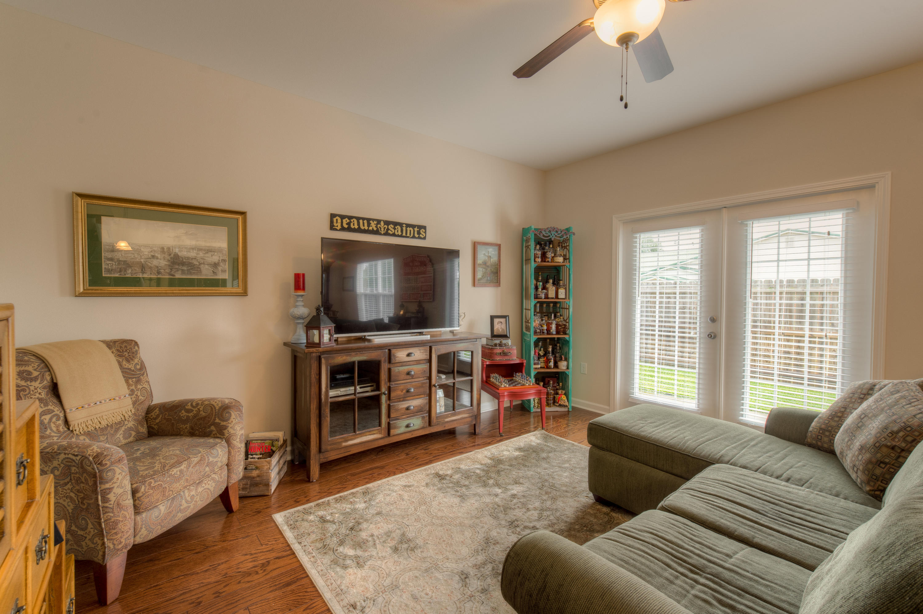 REDWOOD VILLAGE - Residential