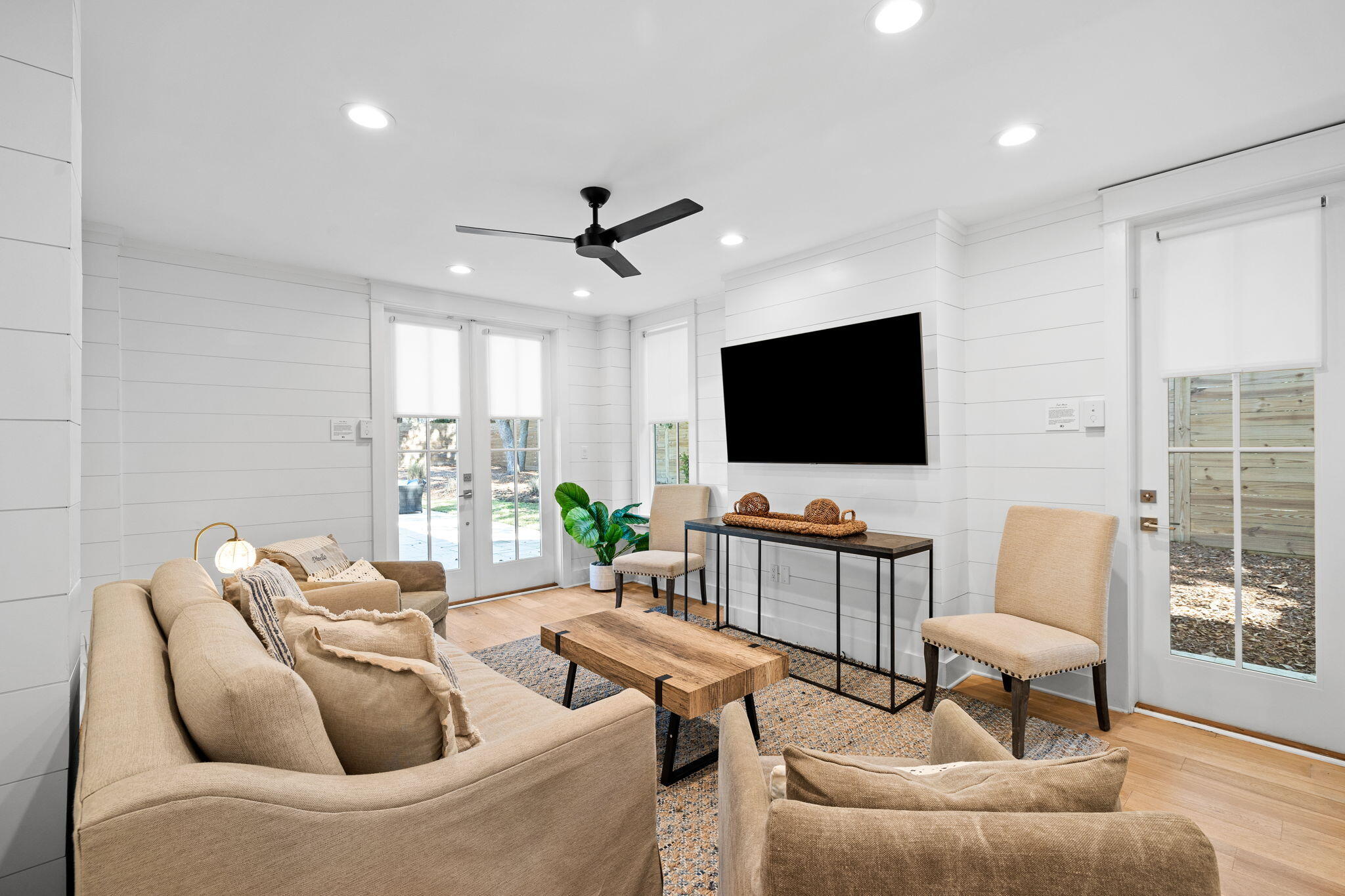 BEACH HIGHLAND 1ST ADD - Residential