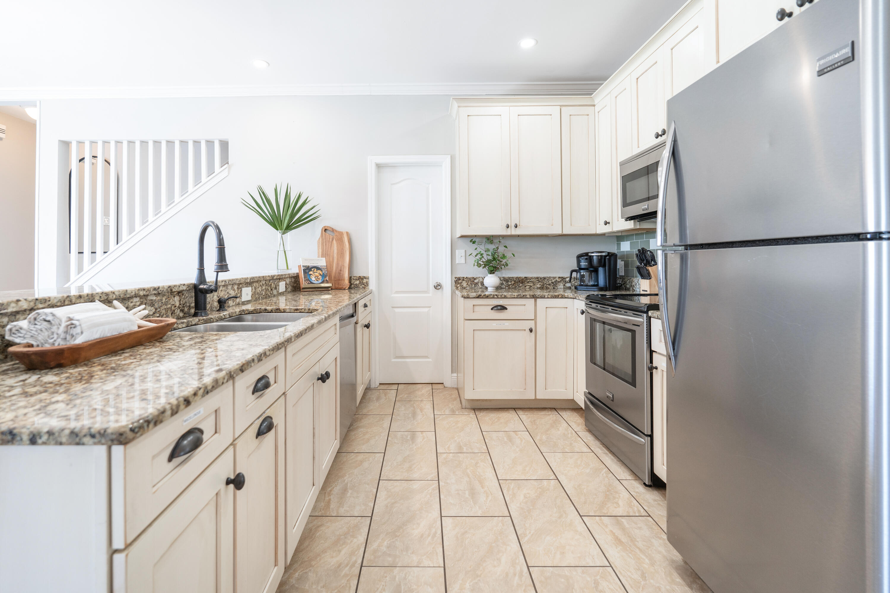 KOKOMO KOVE - Residential