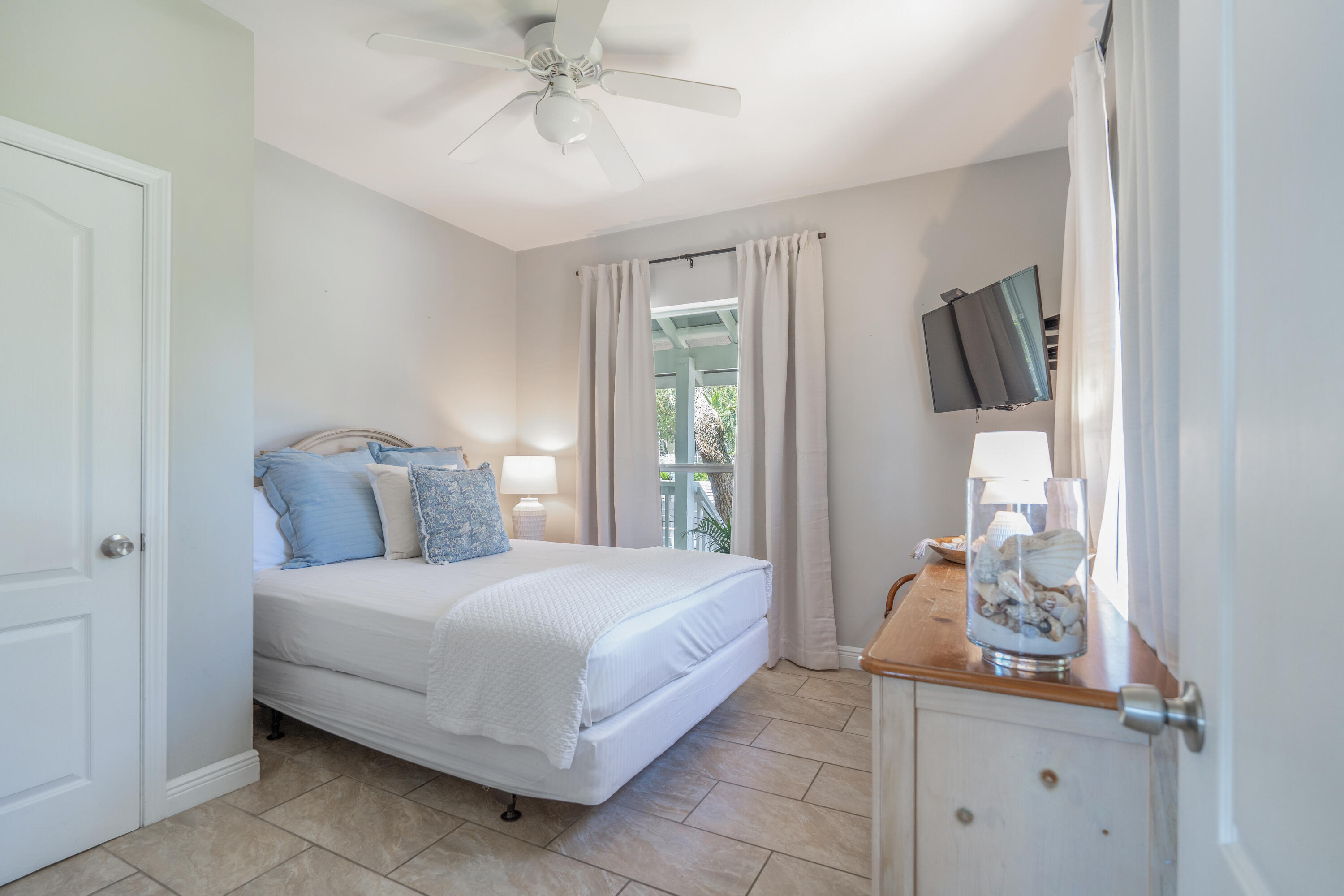 KOKOMO KOVE - Residential